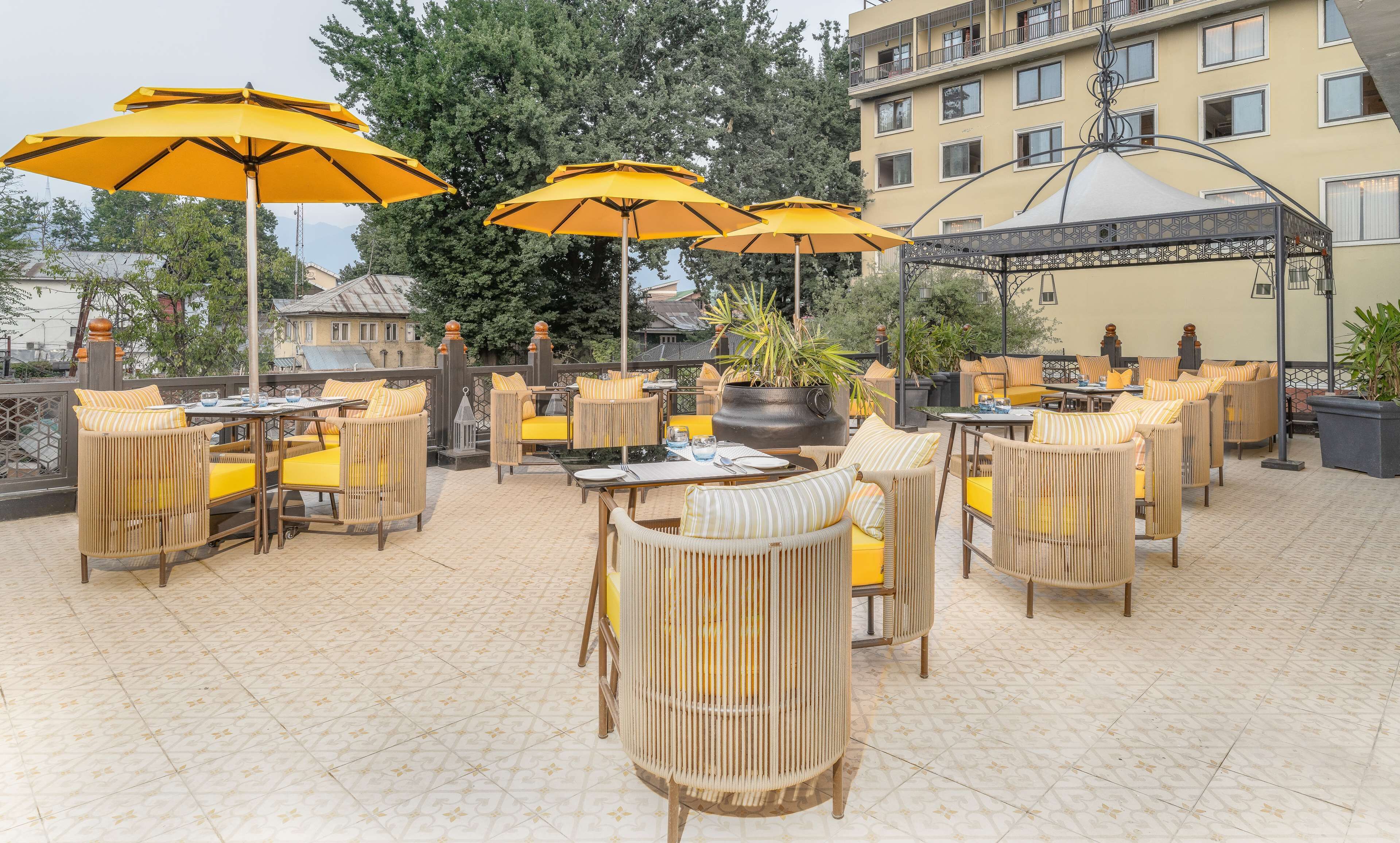 Radisson Collection Hotel & Spa Riverfront Srinagar