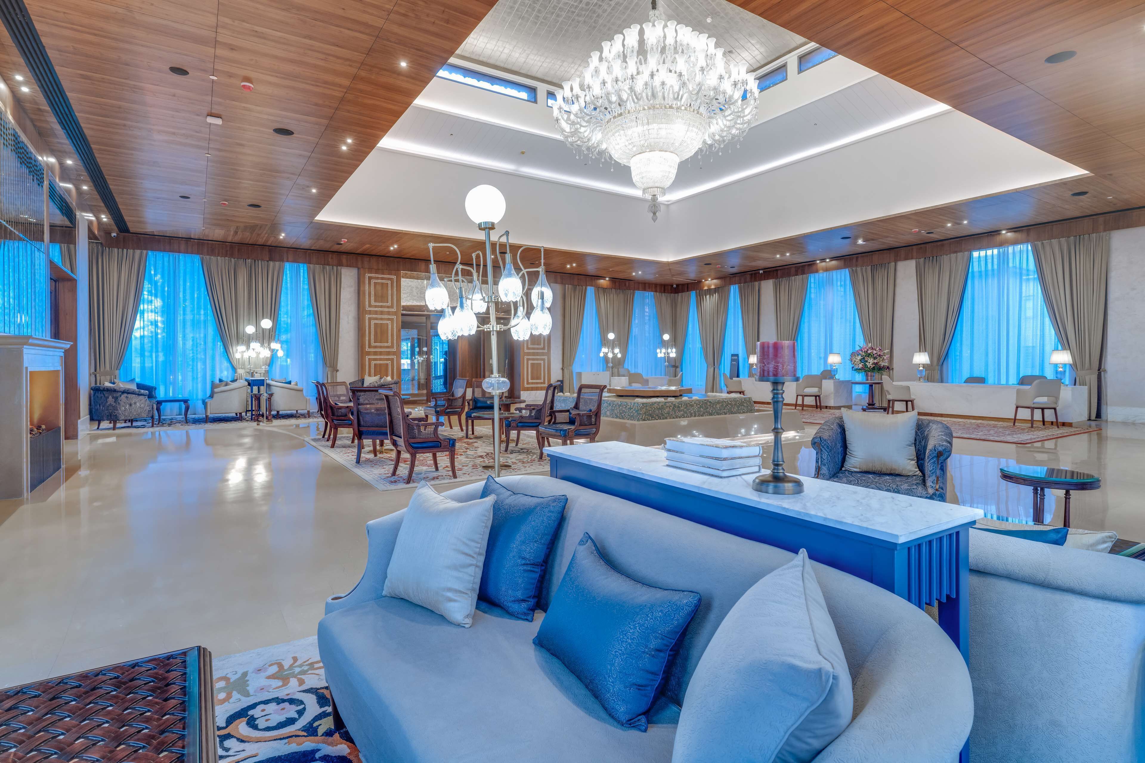 Radisson Collection Hotel & Spa Riverfront Srinagar