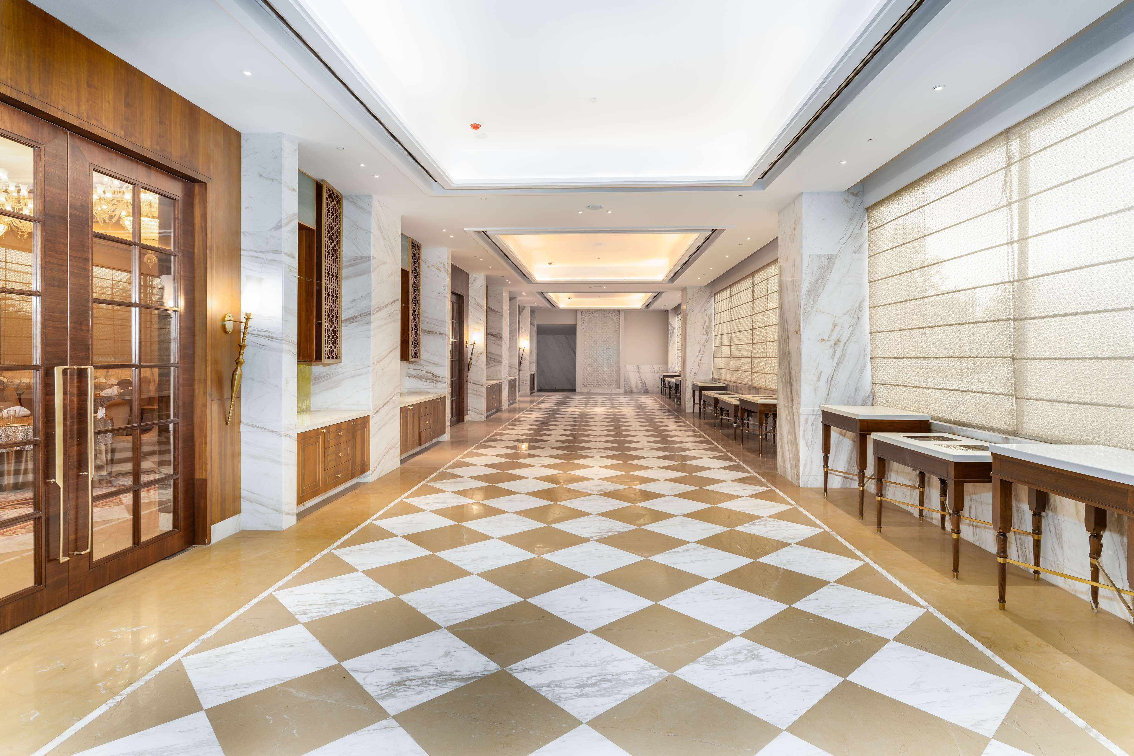 Radisson Collection Hotel & Spa Riverfront Srinagar