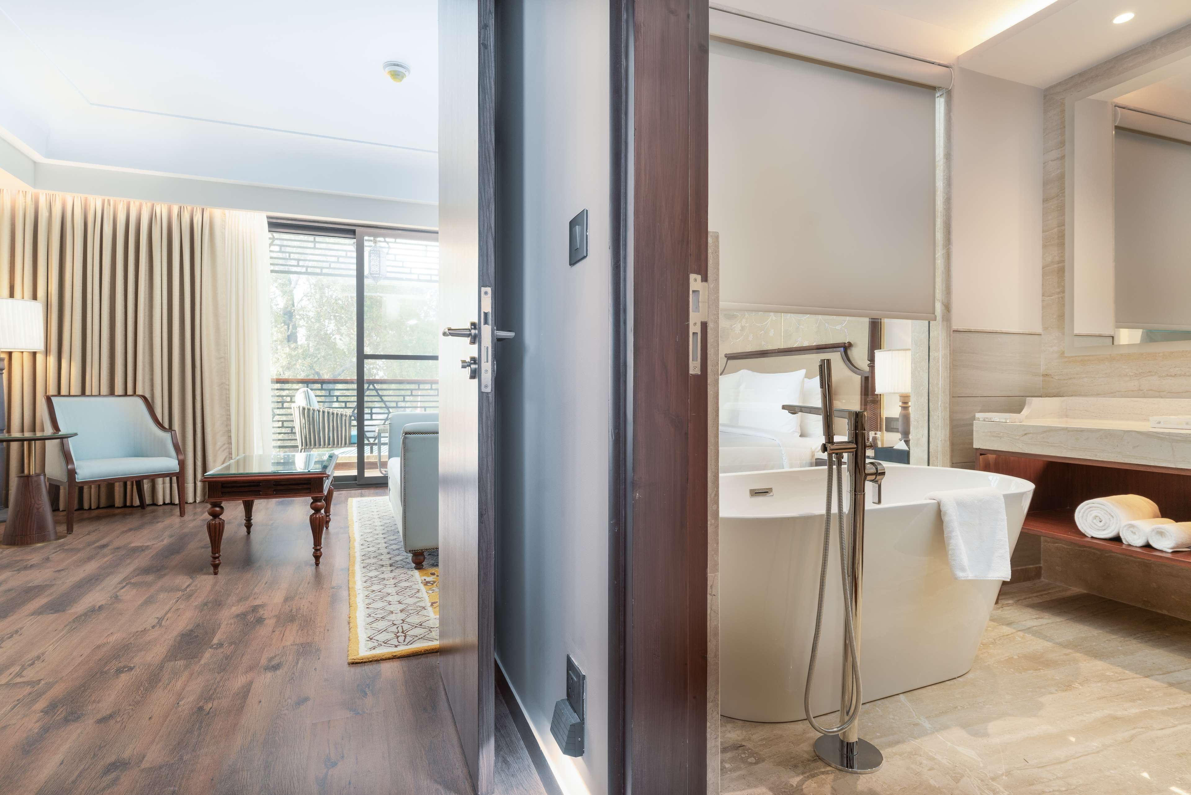 Radisson Collection Hotel & Spa Riverfront Srinagar