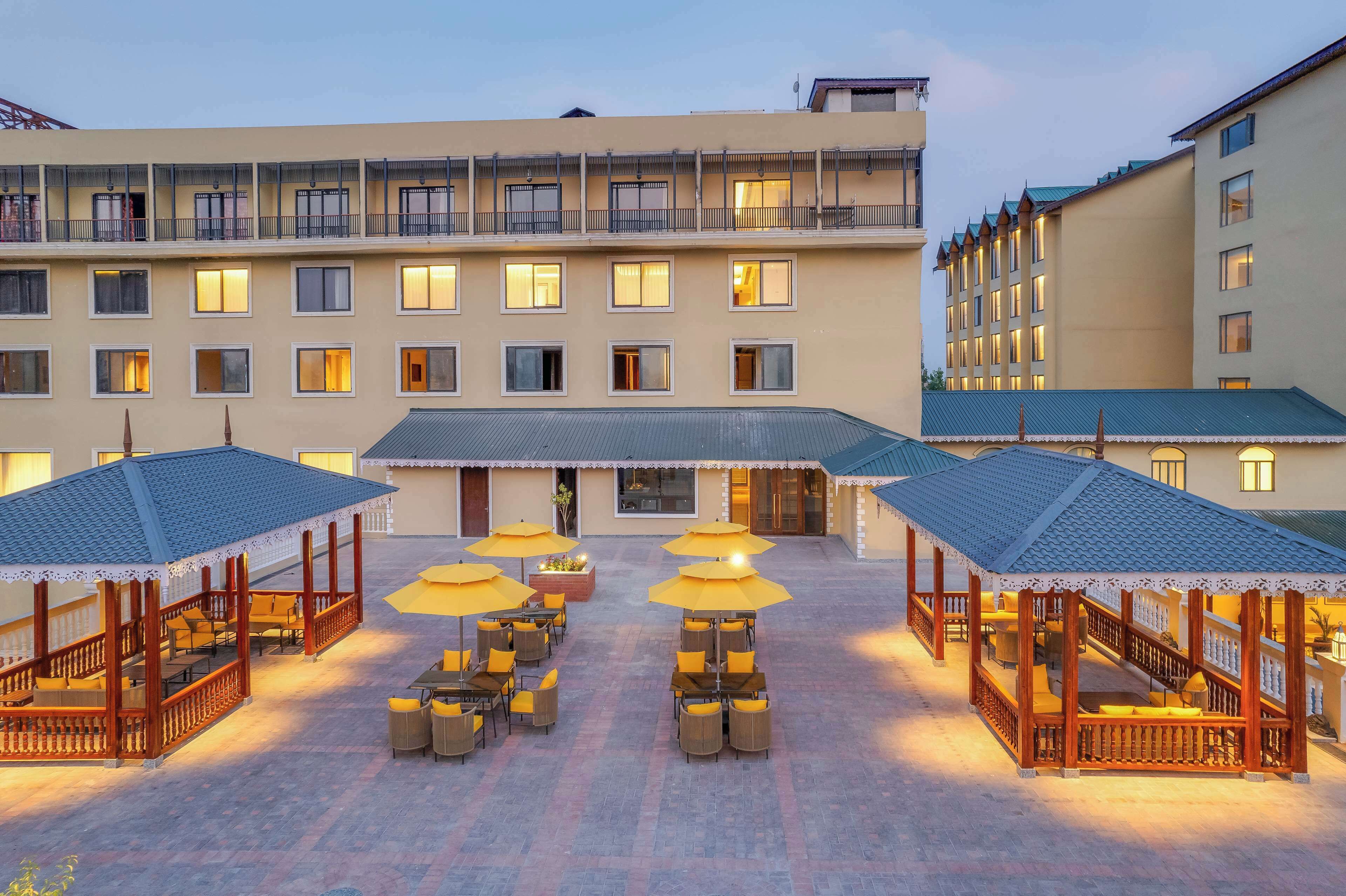 Radisson Collection Hotel & Spa Riverfront Srinagar