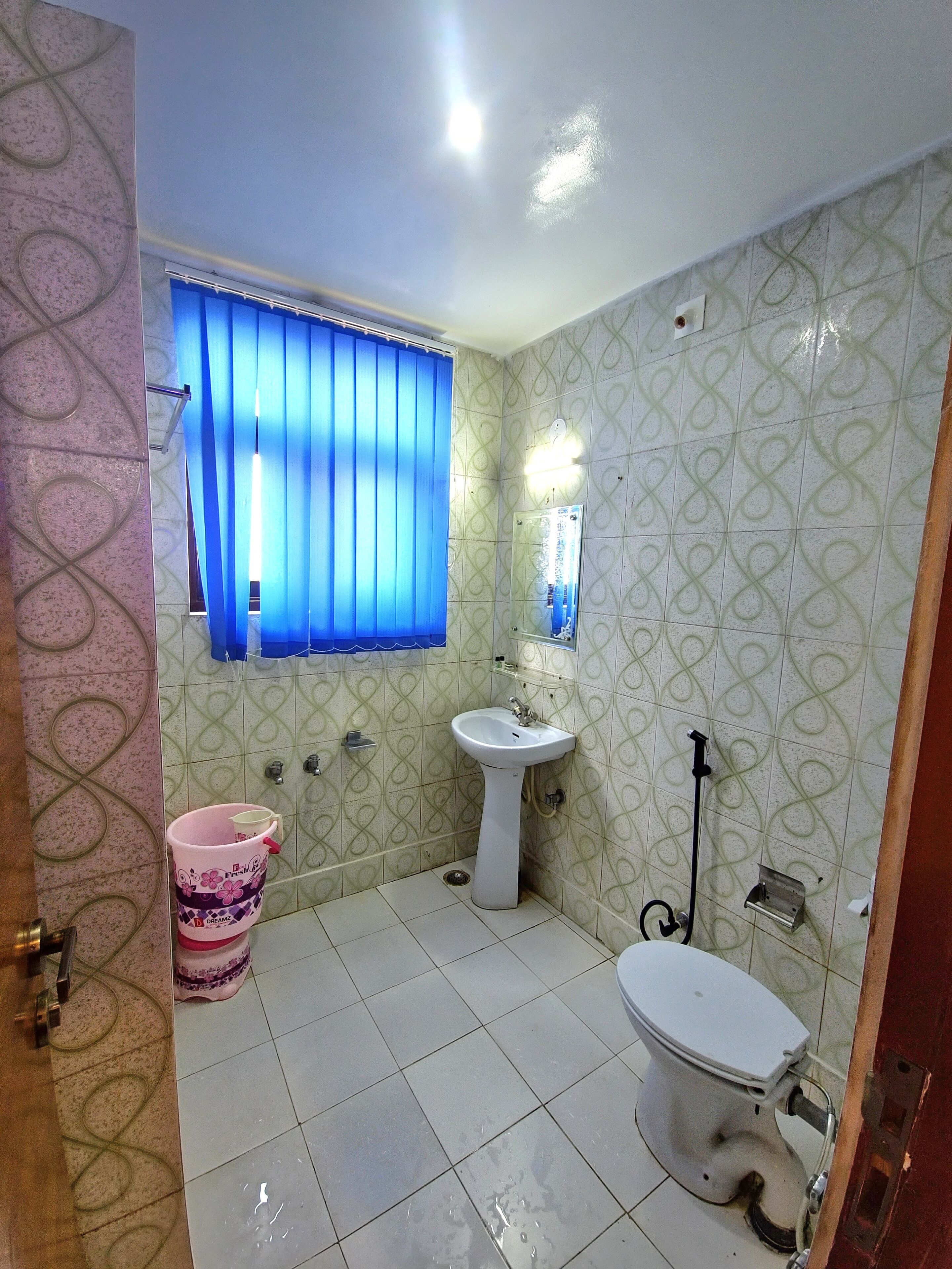 Seven Hills Hotel