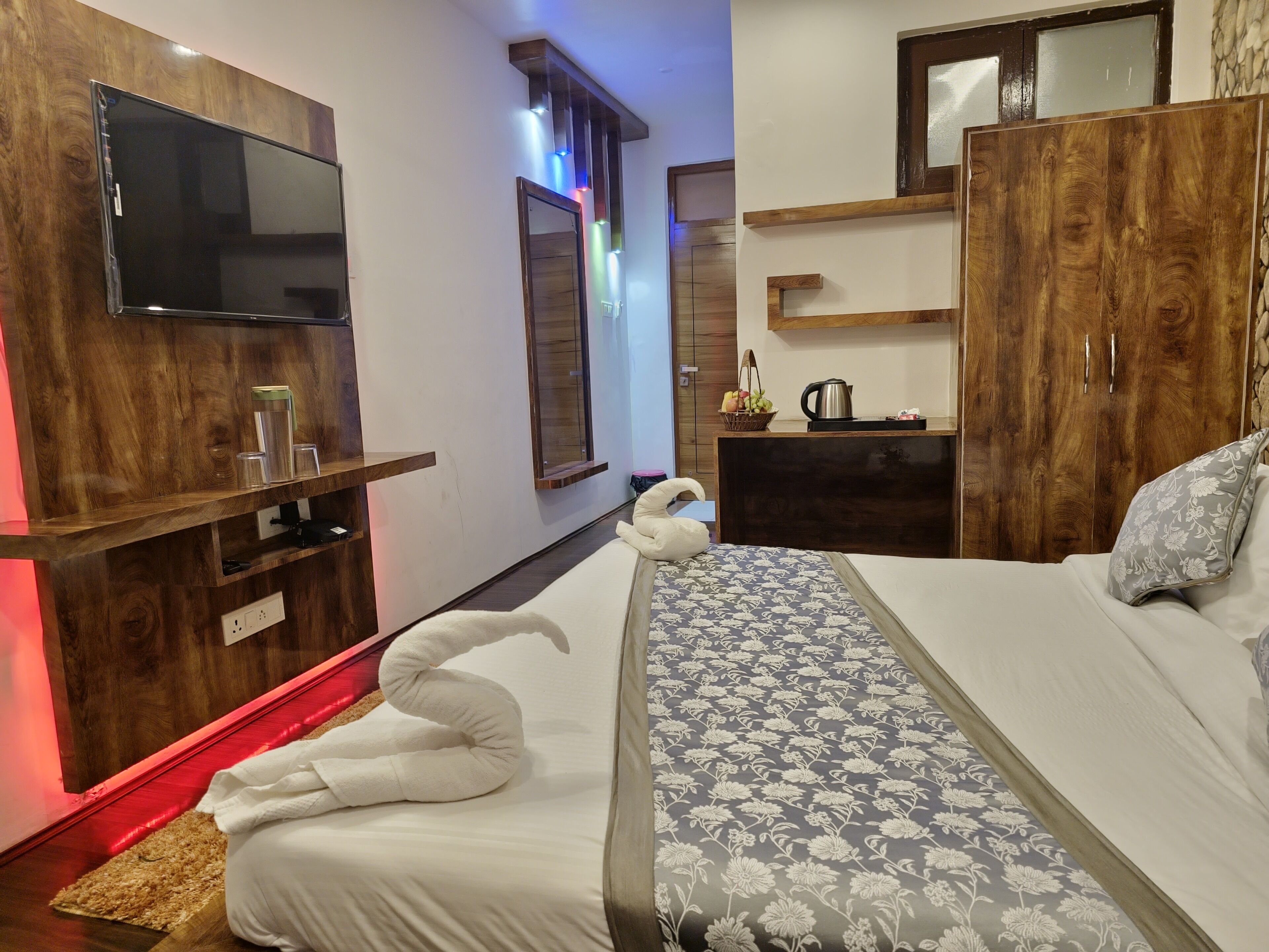 Seven Hills Hotel