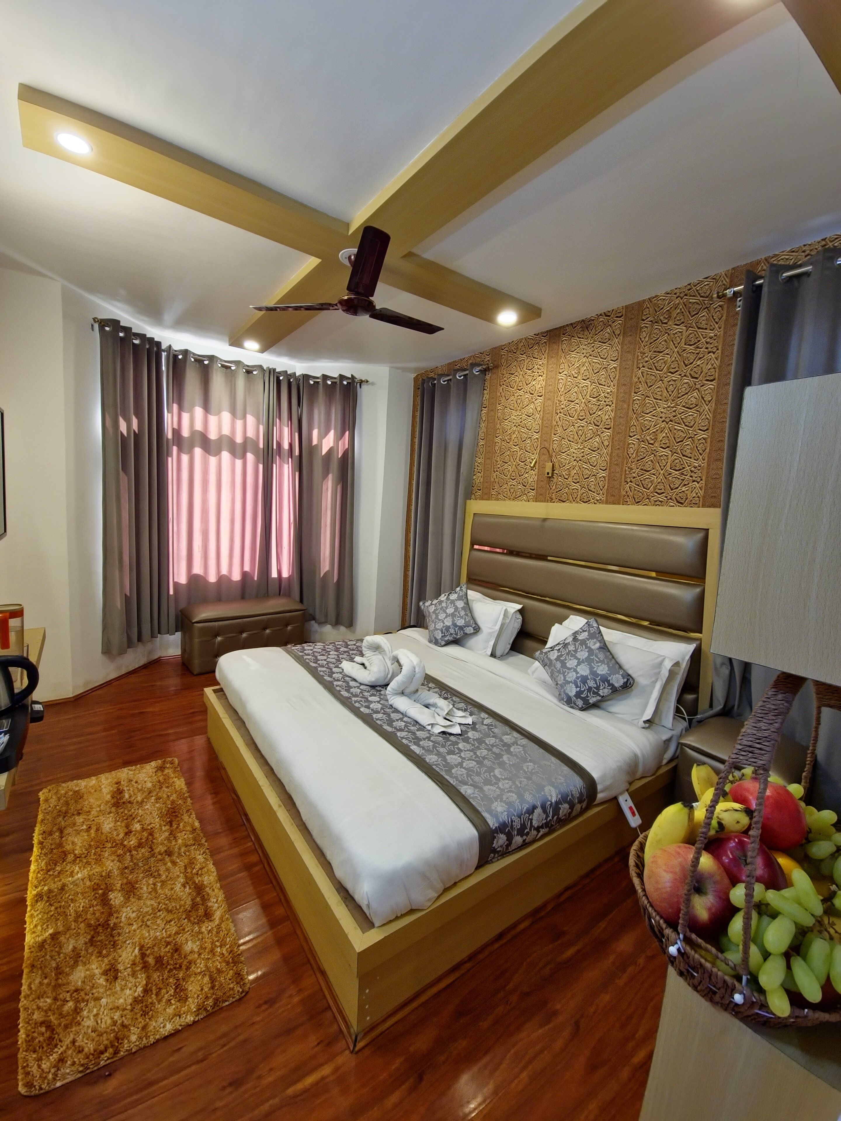 Seven Hills Hotel
