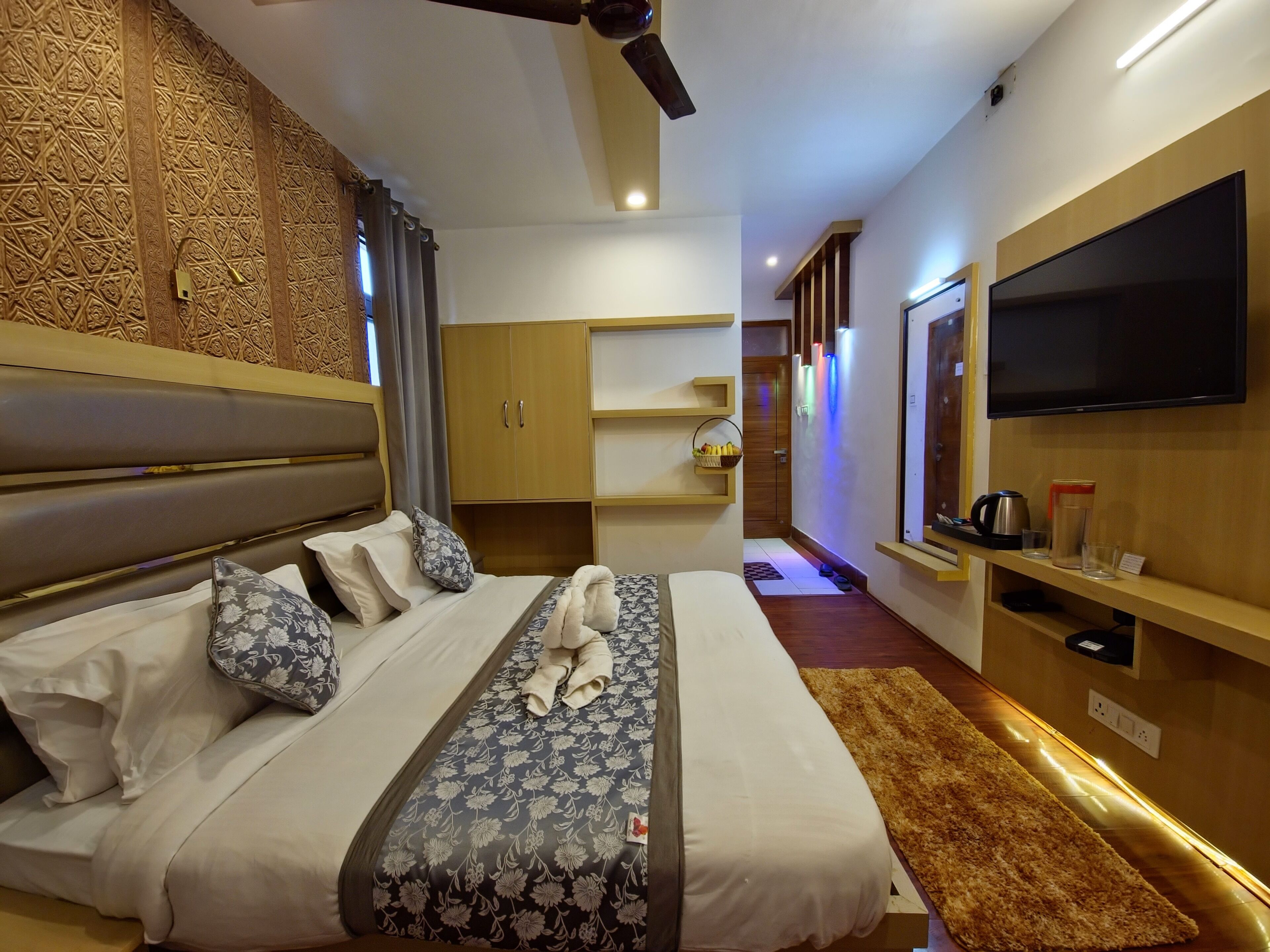 Seven Hills Hotel