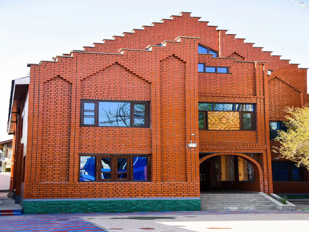 The Host By OYO Rooms