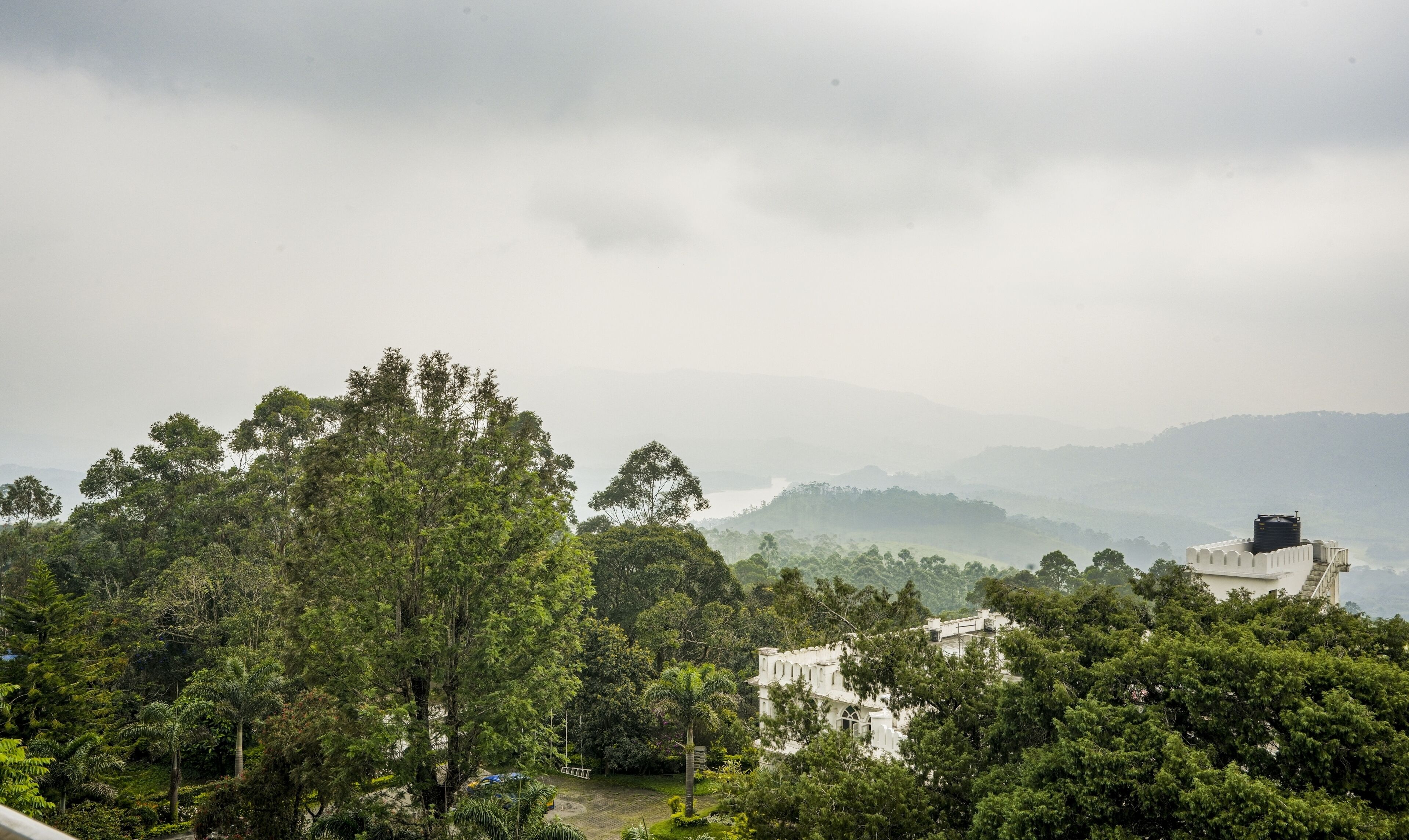 Hotels Classiyo Munnar Crown Resorts By Treebo