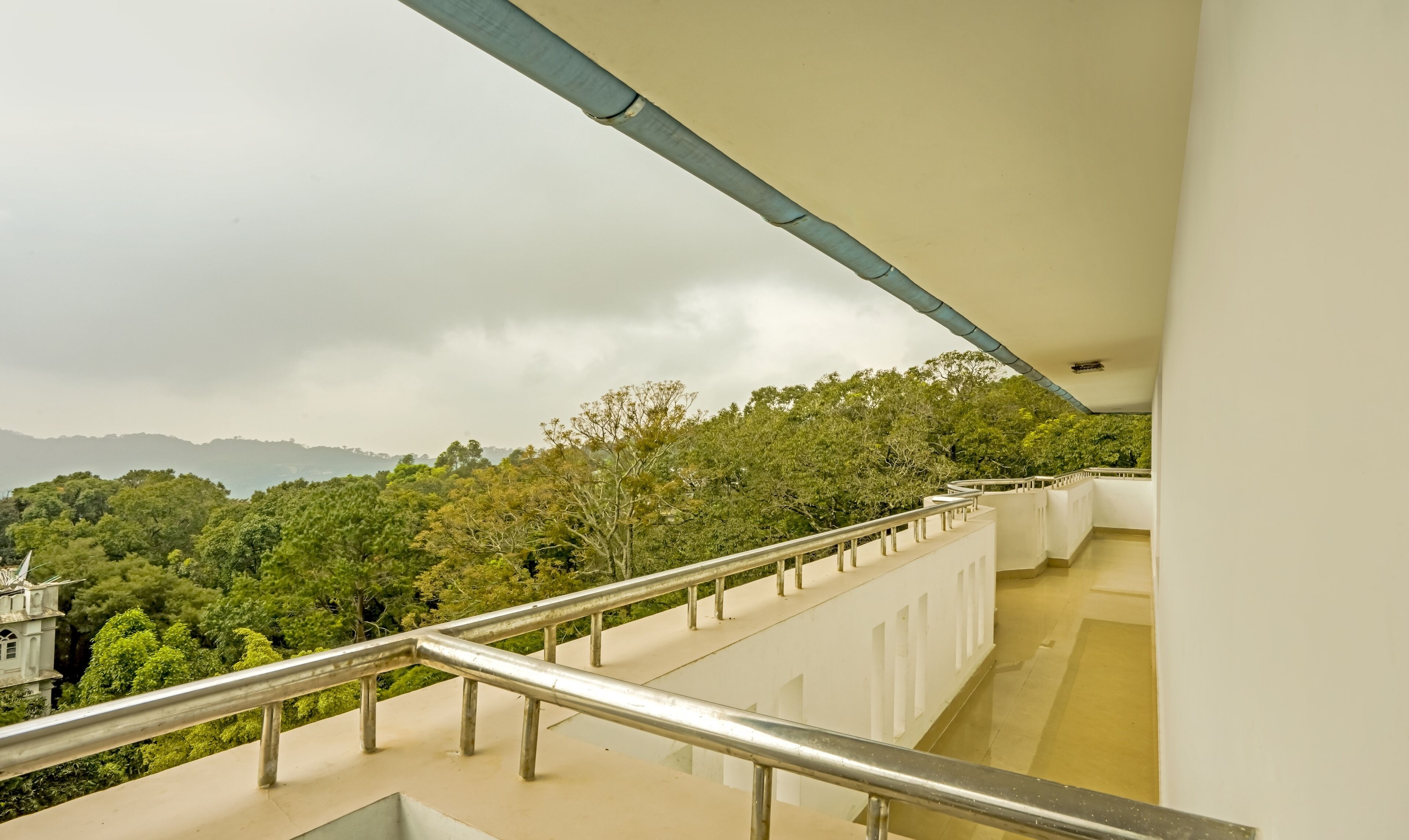Hotels Classiyo Munnar Crown Resorts By Treebo