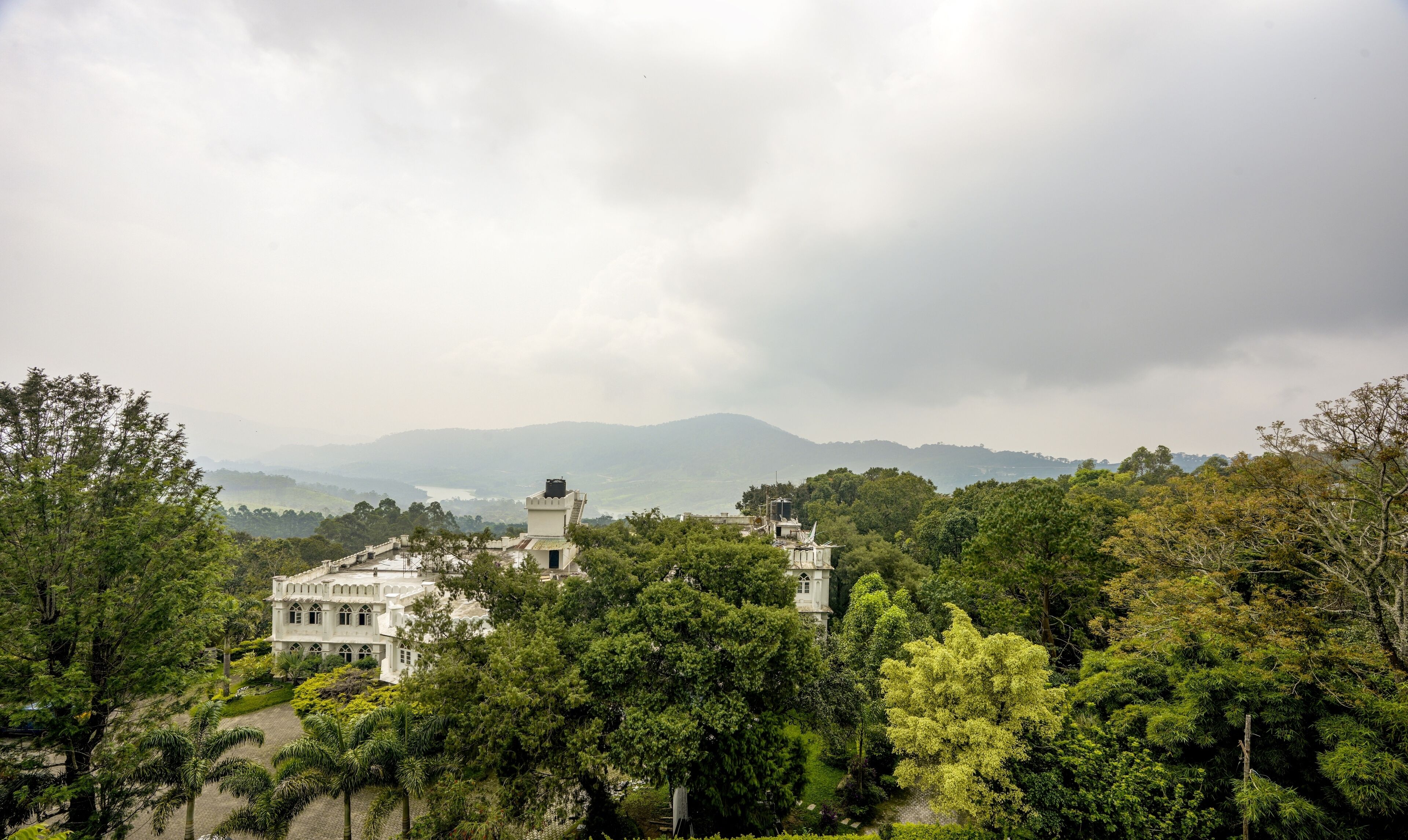 Hotels Classiyo Munnar Crown Resorts By Treebo