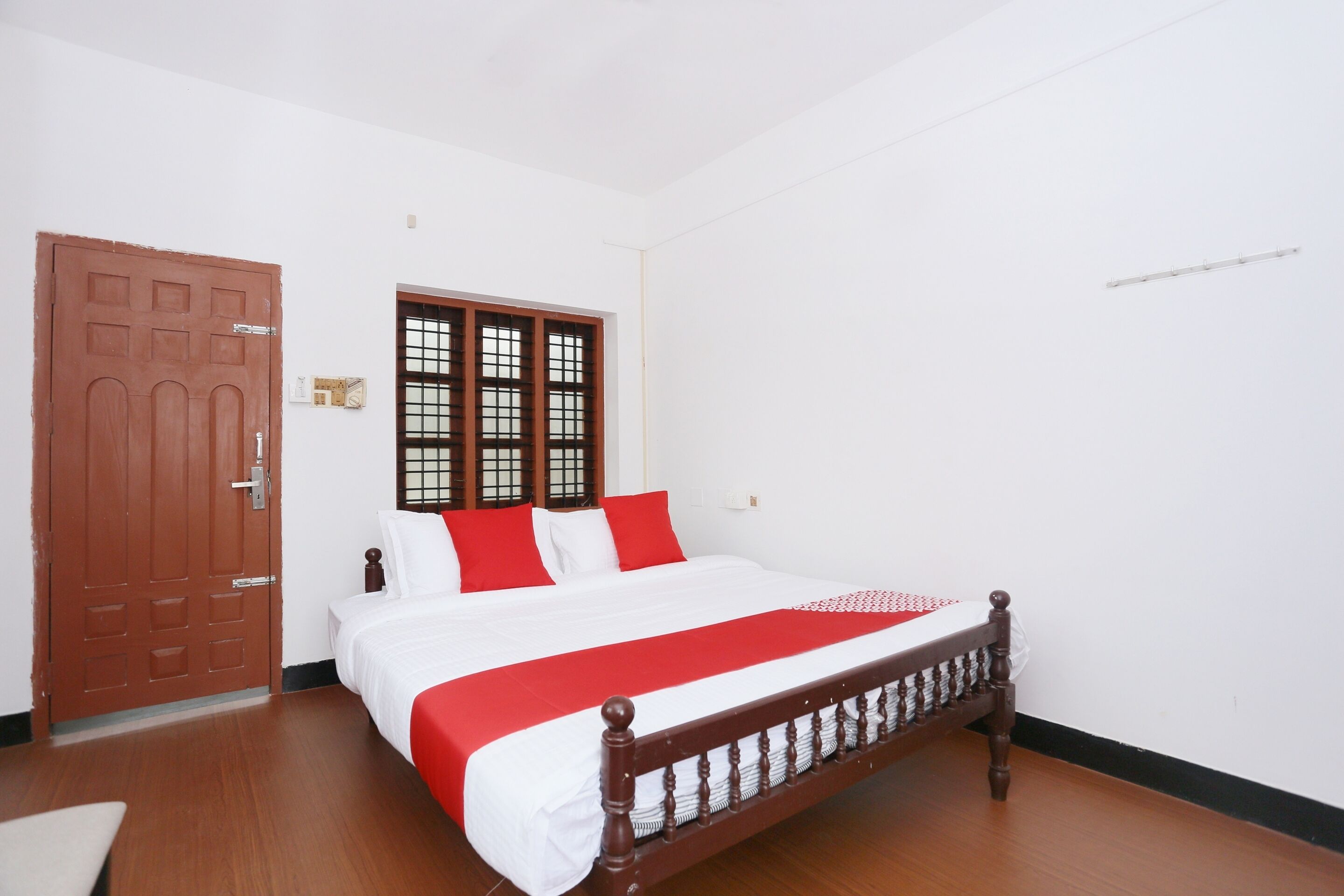 Kaveri Tourist Home by OYO Rooms