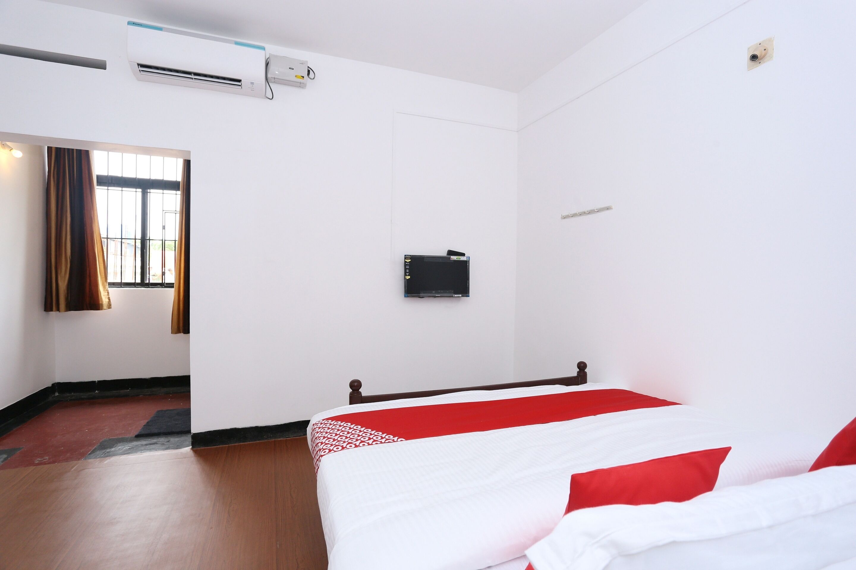 Kaveri Tourist Home by OYO Rooms