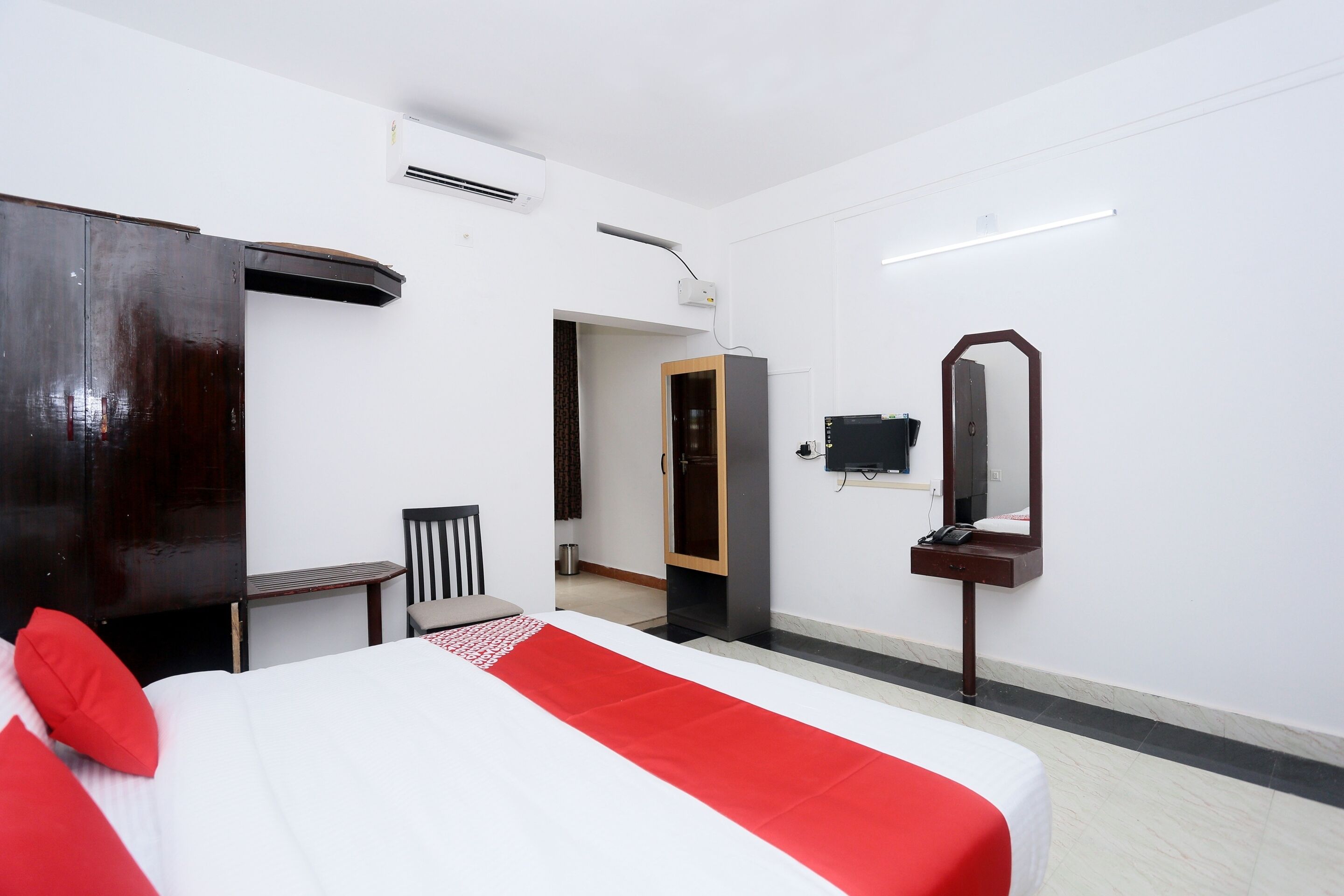 Kaveri Tourist Home by OYO Rooms