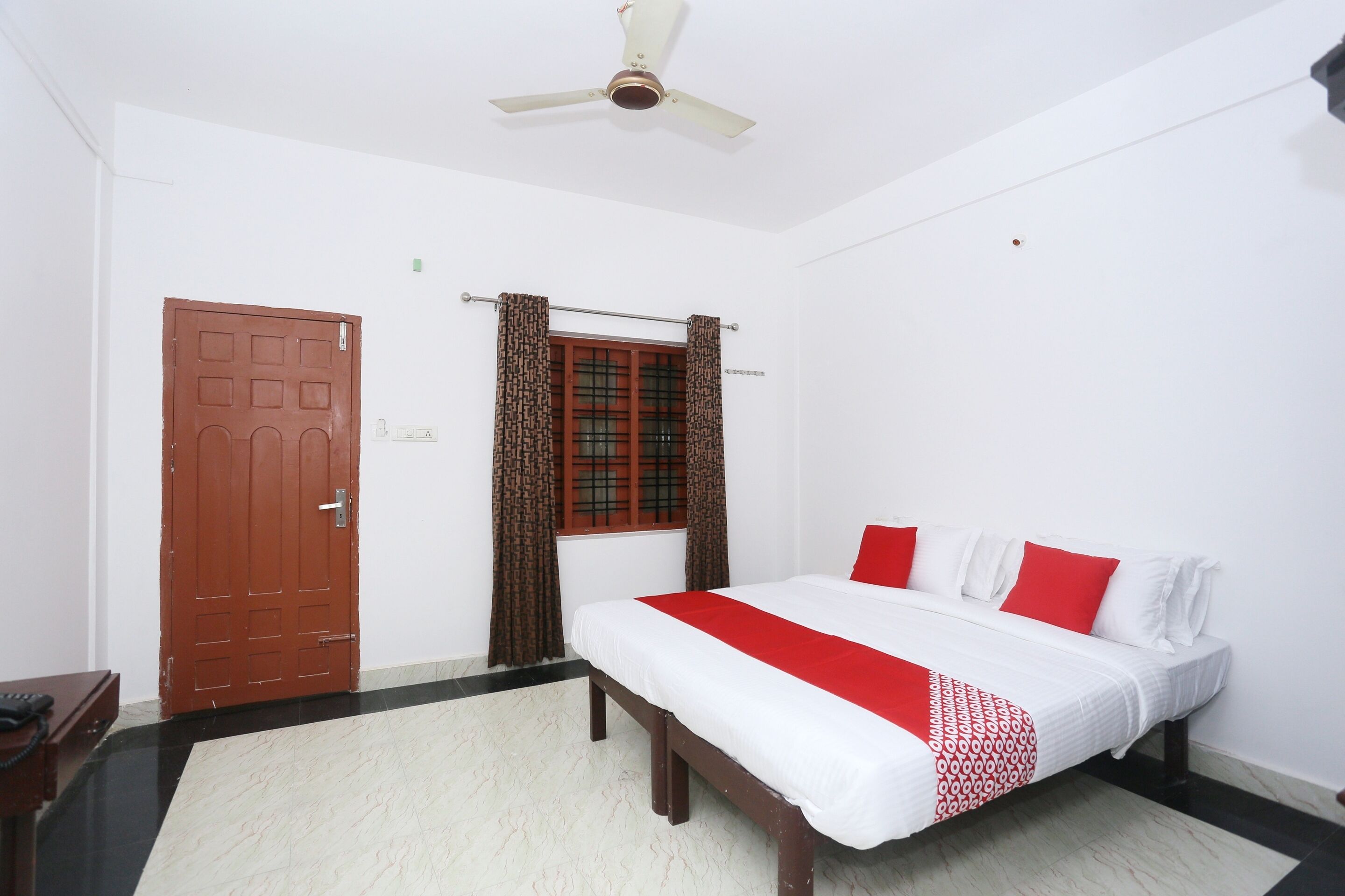 Kaveri Tourist Home by OYO Rooms