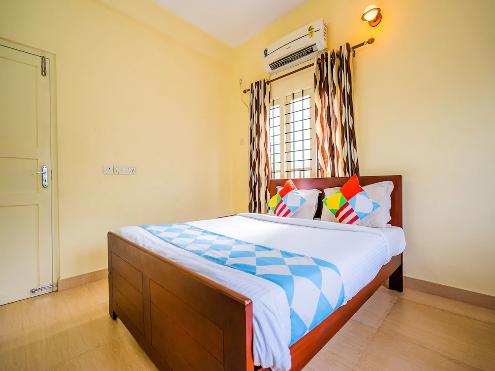 Fort Beach Service Apartment by OYO Rooms