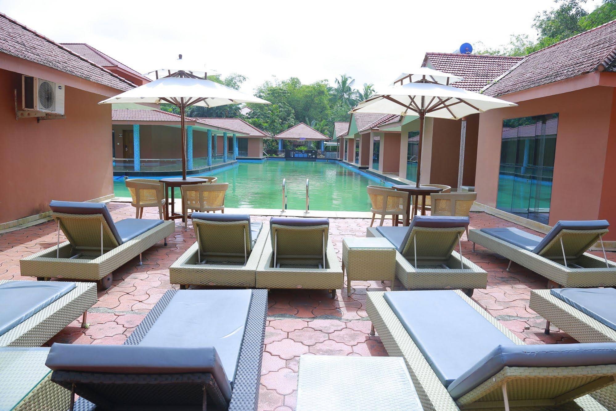 Saj Earth Resort & Convention Center