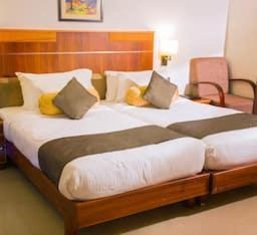 Contour Backwaters Resort & Convention Center