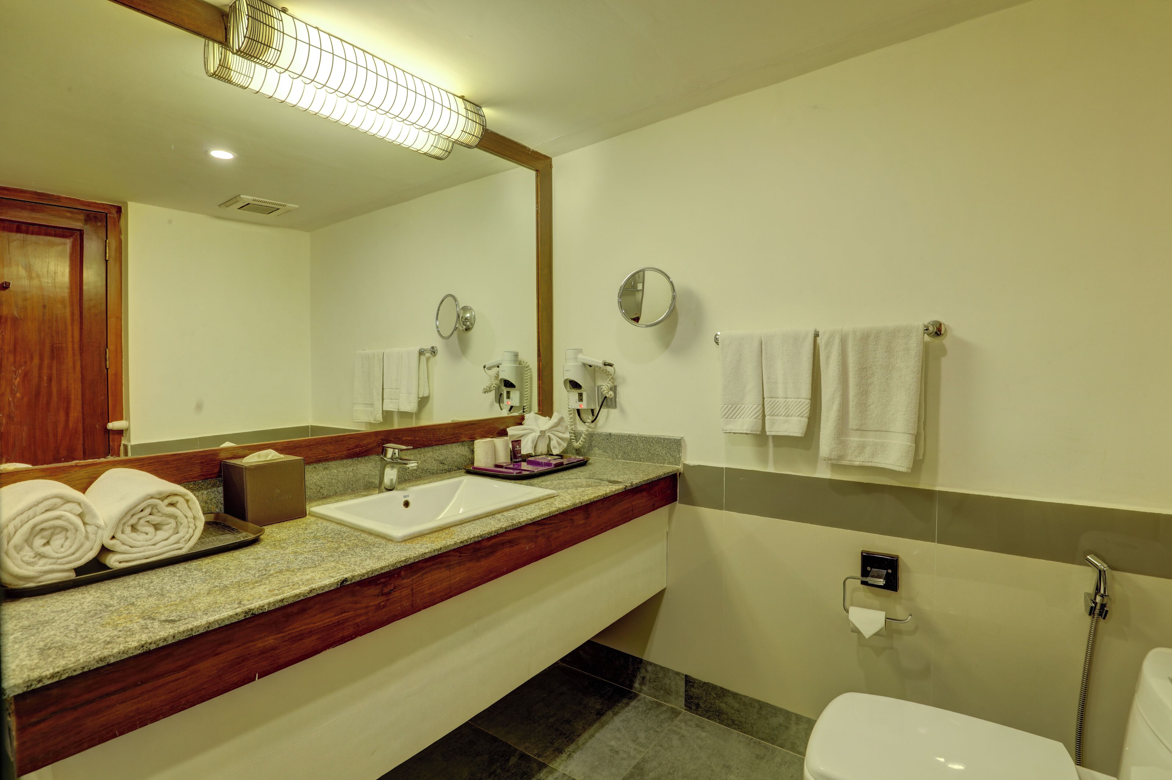 Park Regis Aveda Kumarakom
