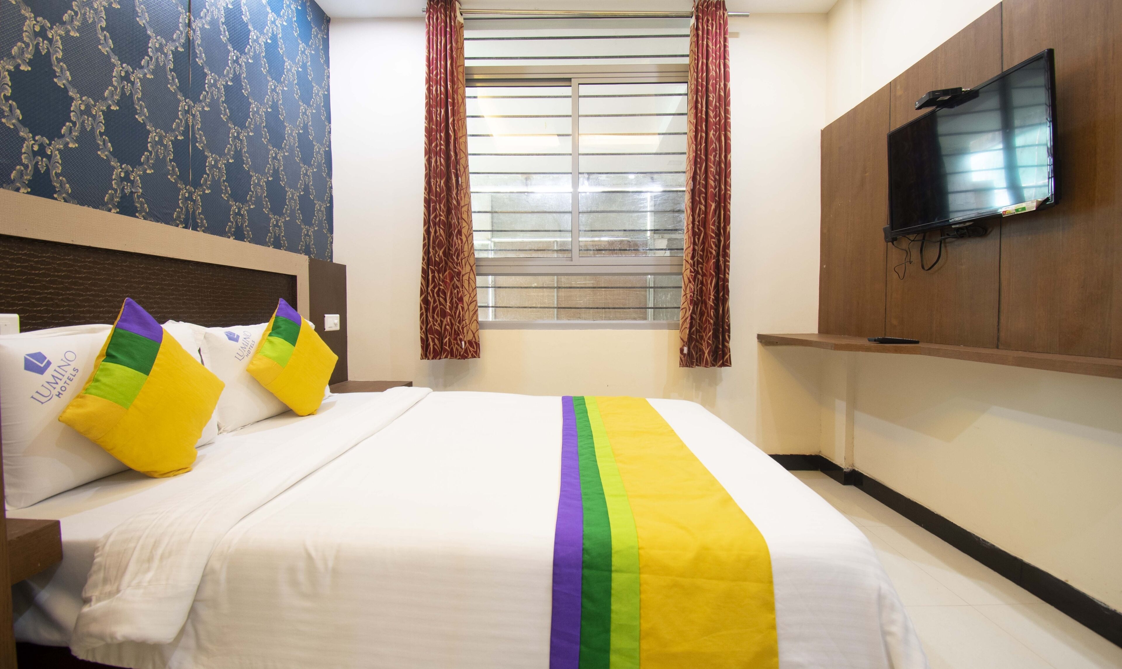 Lumino Rainbow By Treebo