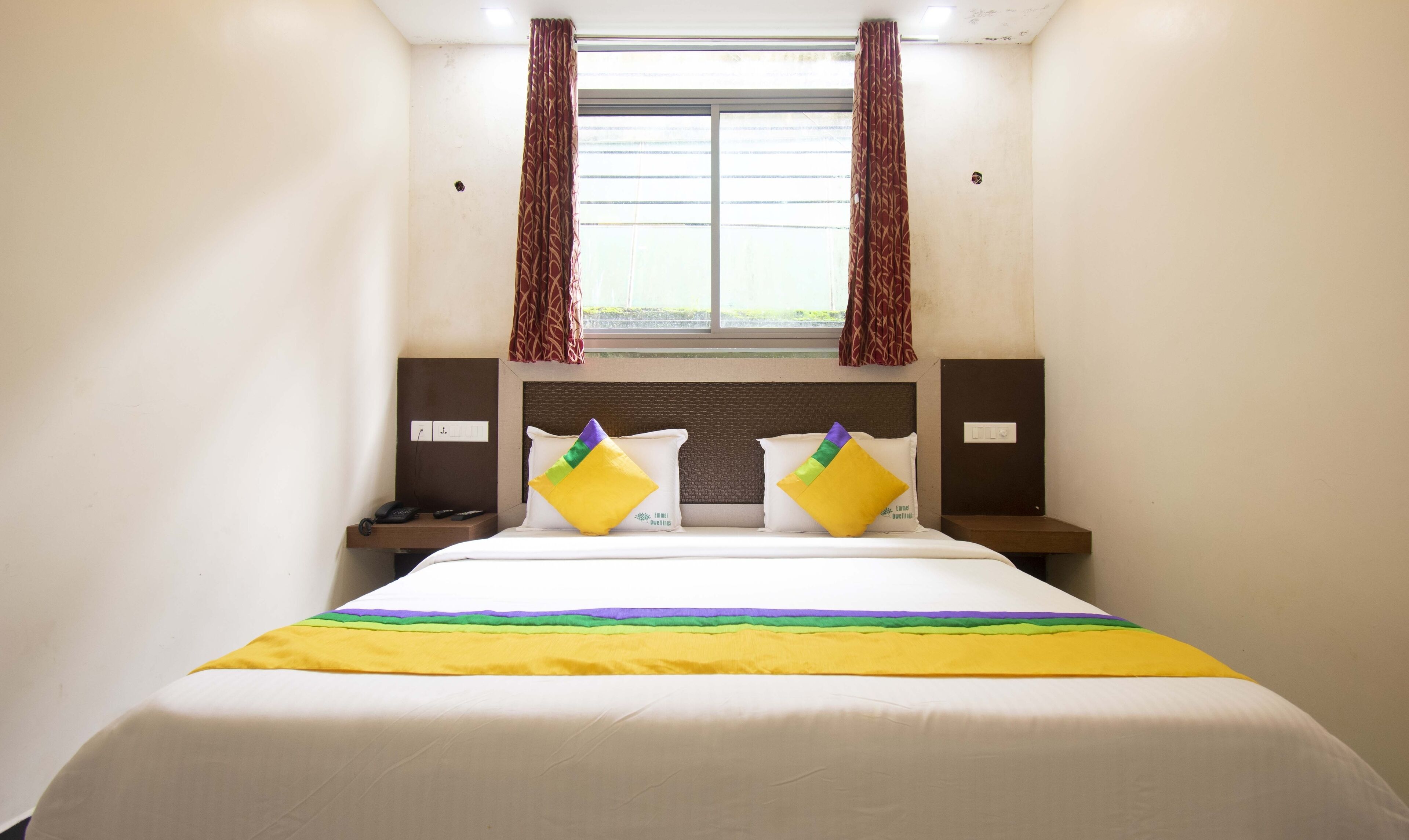 Lumino Rainbow By Treebo