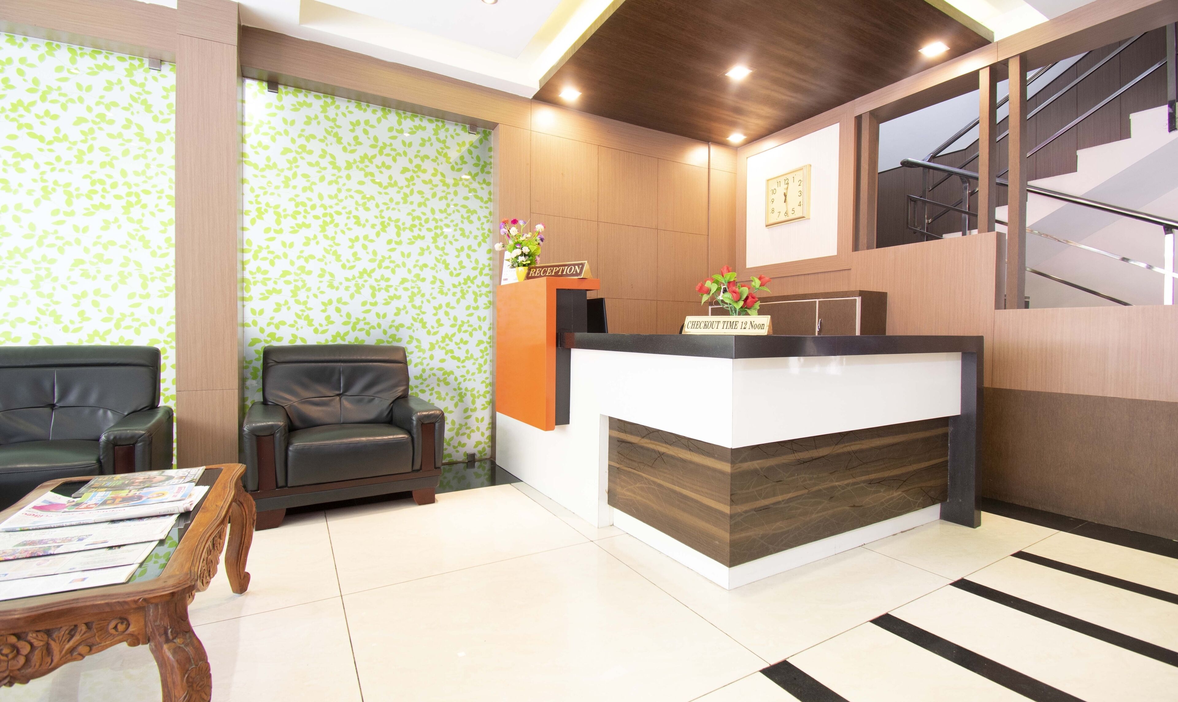 Lumino Rainbow By Treebo