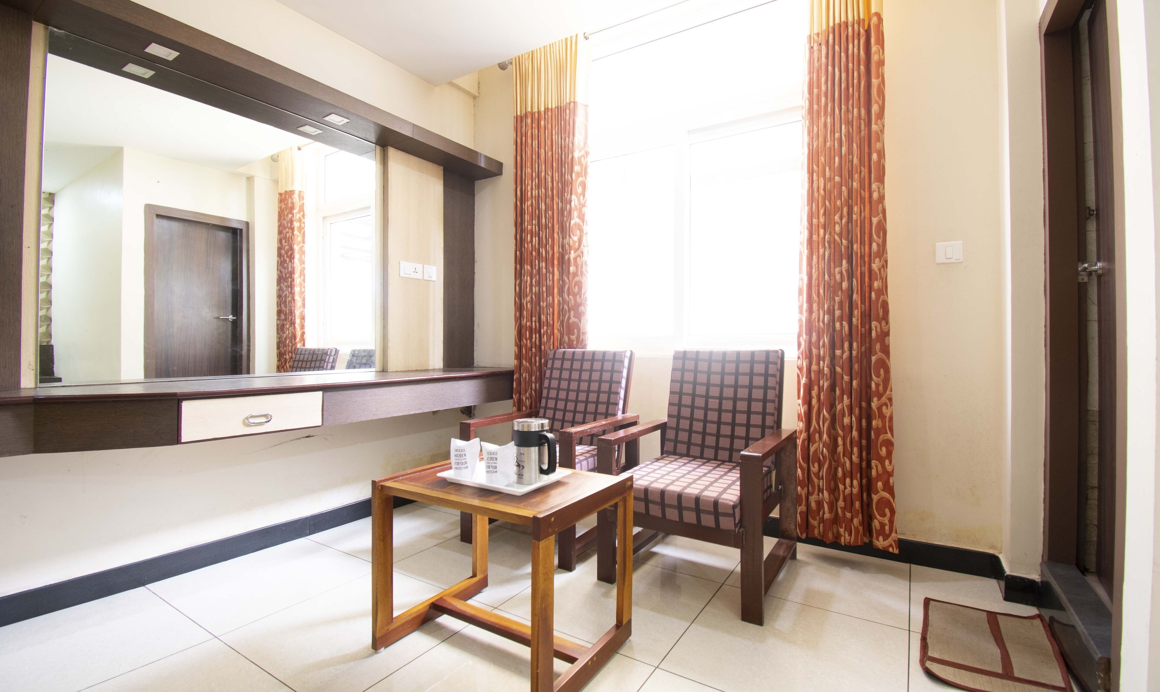 Lumino Rainbow By Treebo