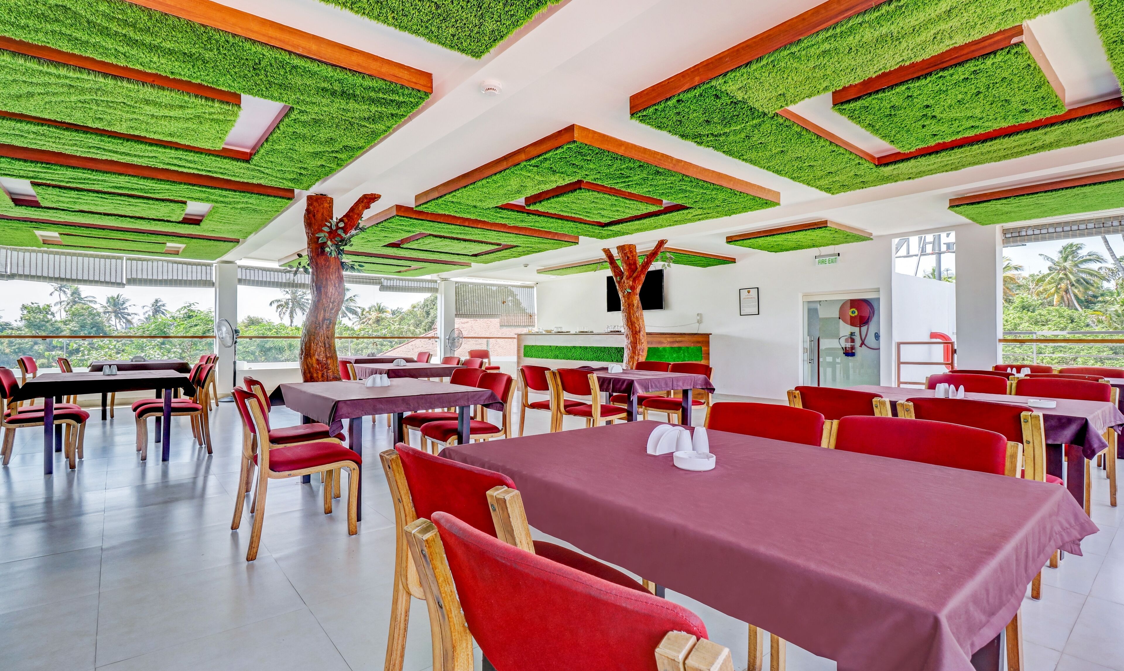 Highness Inn by Treebo Hotels