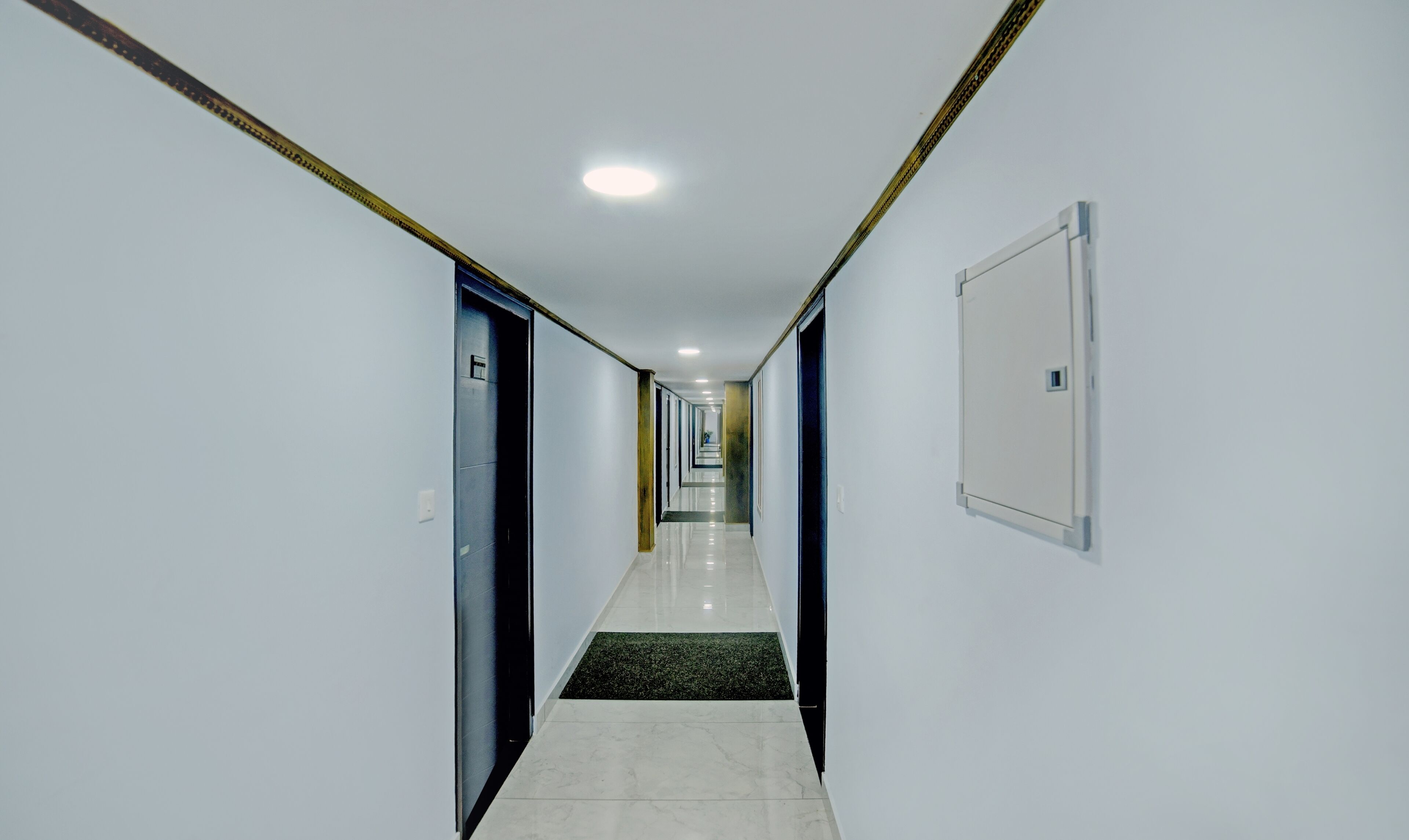 Majestic Inn by Treebo Hotels