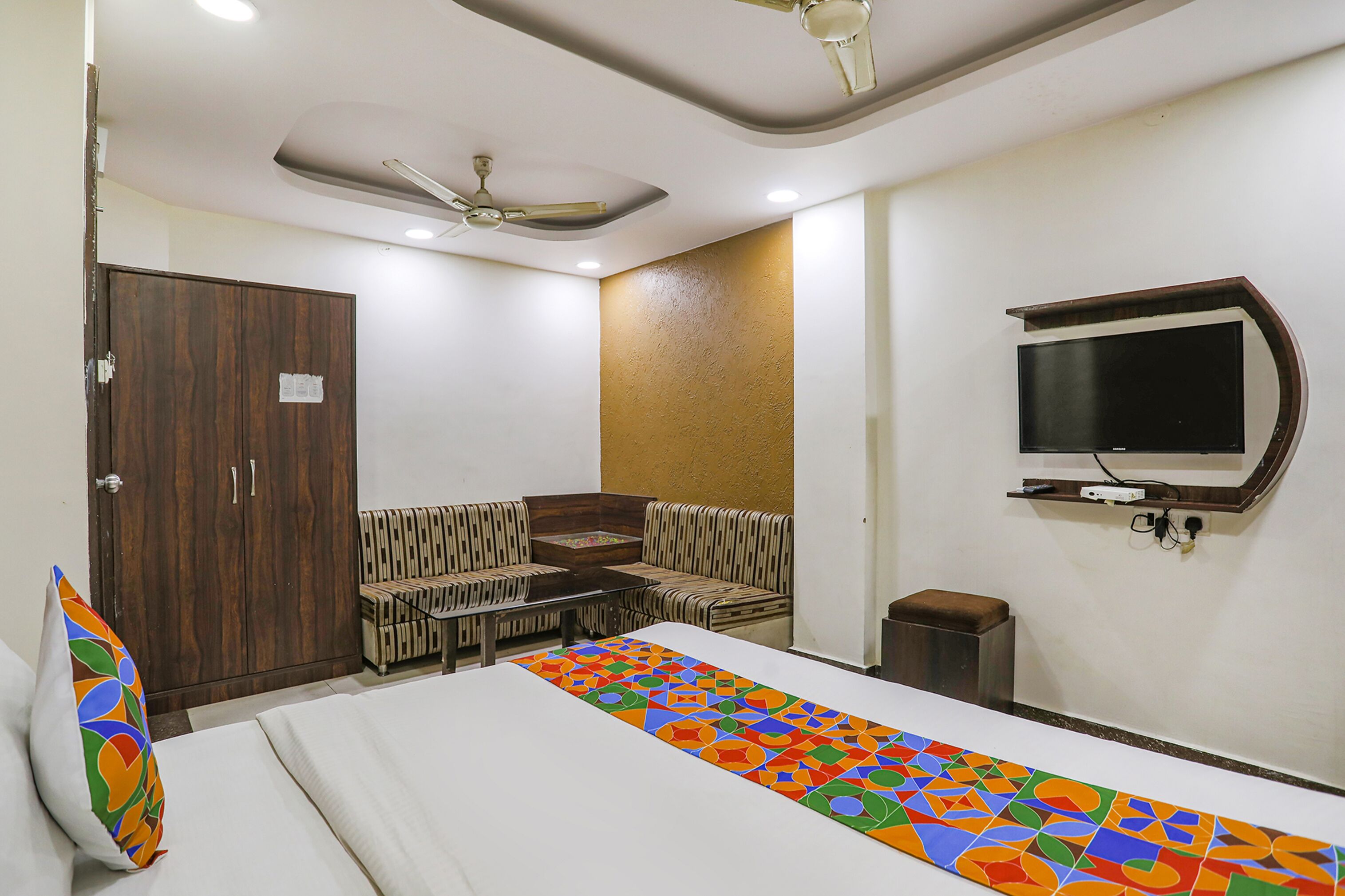 Fabexpress Ashoka Palace