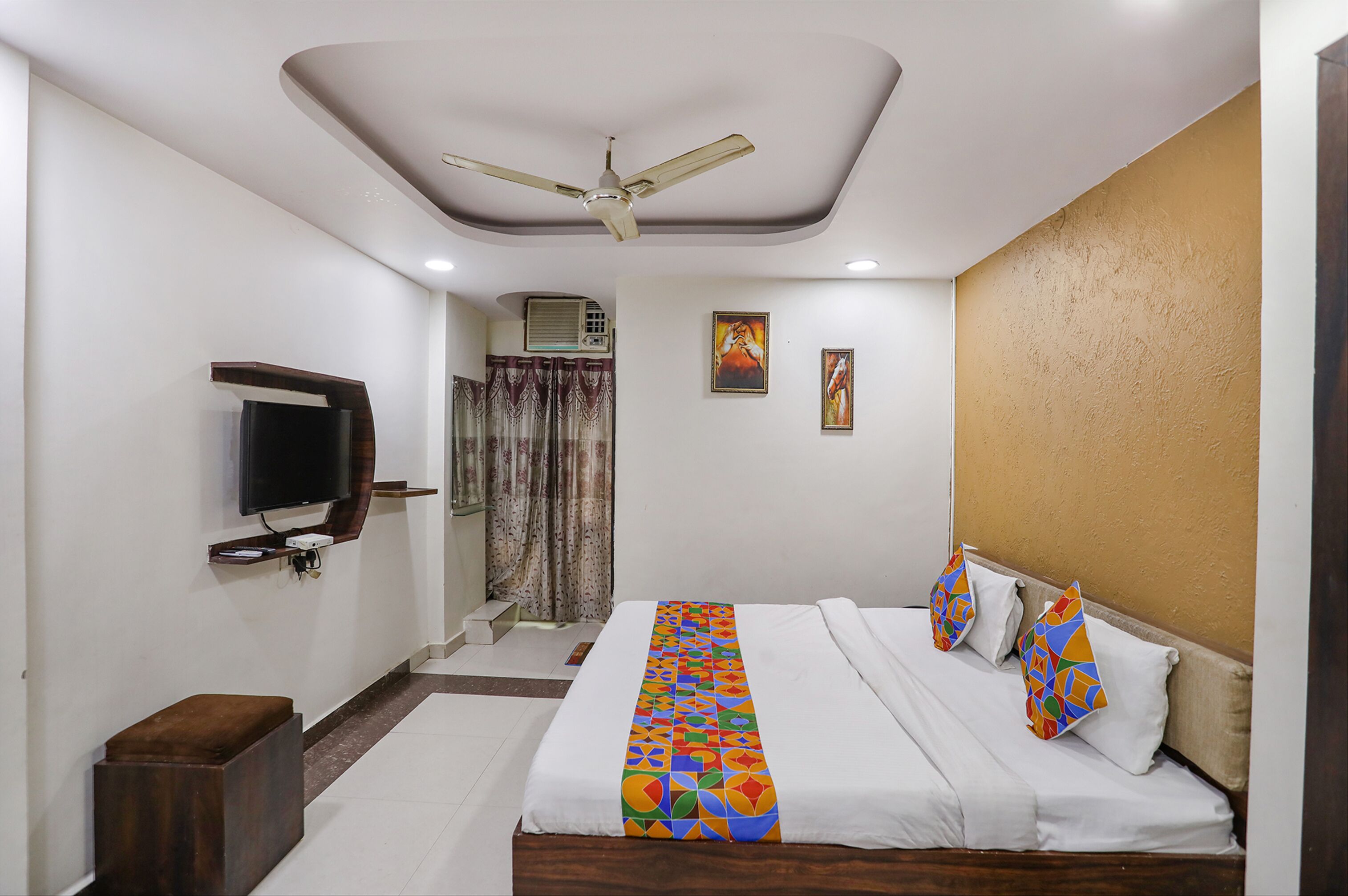 Fabexpress Ashoka Palace