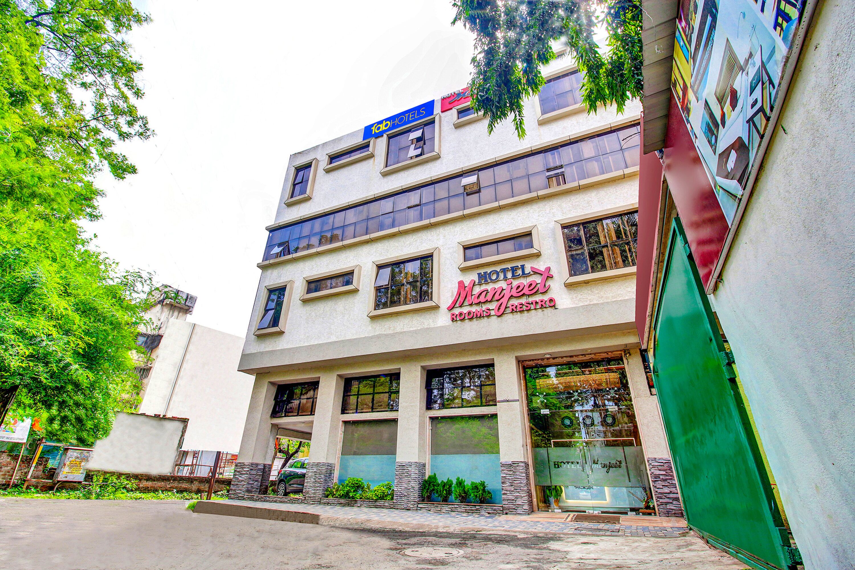 Fabhotel Prime Manjeet