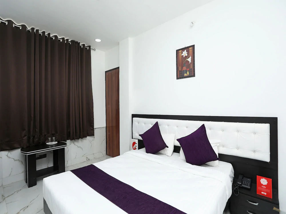 Green Square By OYO Rooms