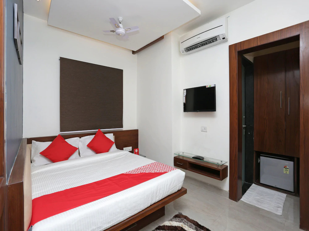 Hotel Khushi Regent By OYO Rooms