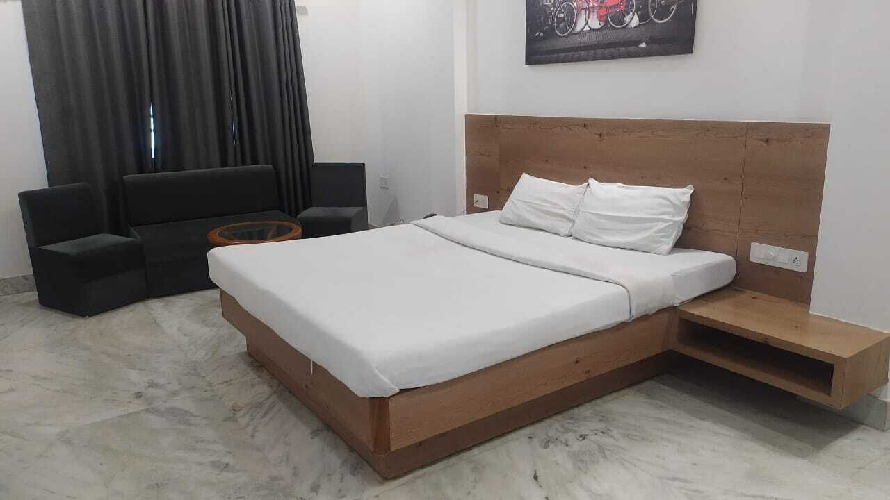 Hotel Nisha Nest