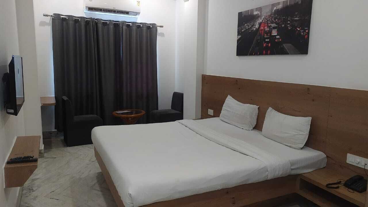 Hotel Nisha Nest