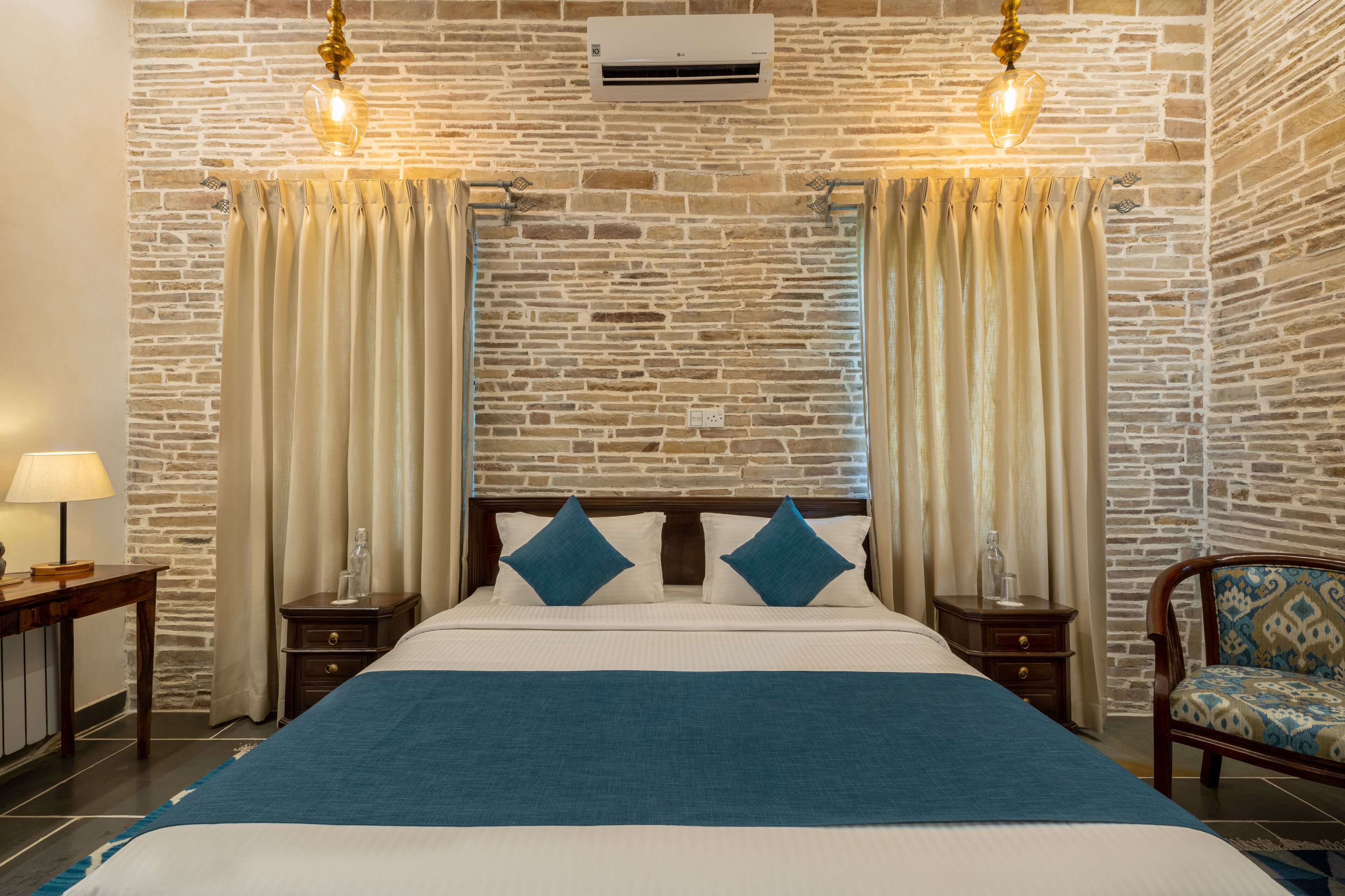 Moonstone Bhopal Ama Stays & Trails