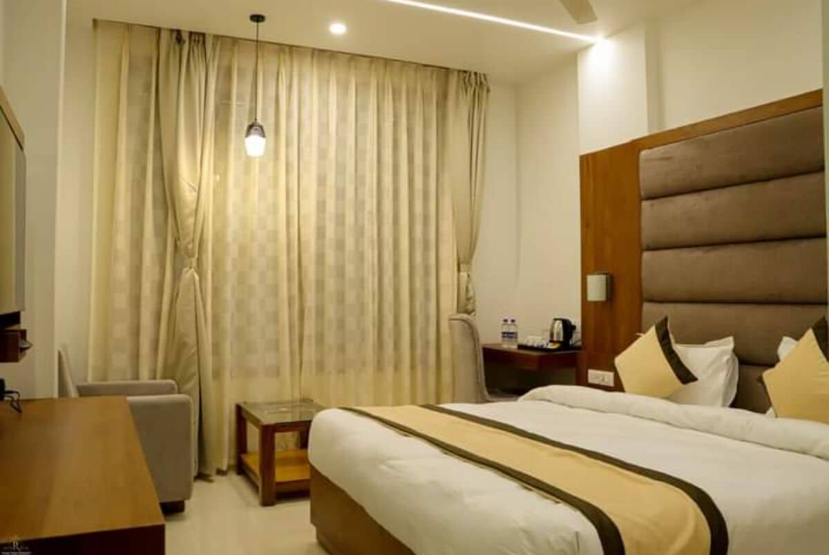 Hotel Prime Residency