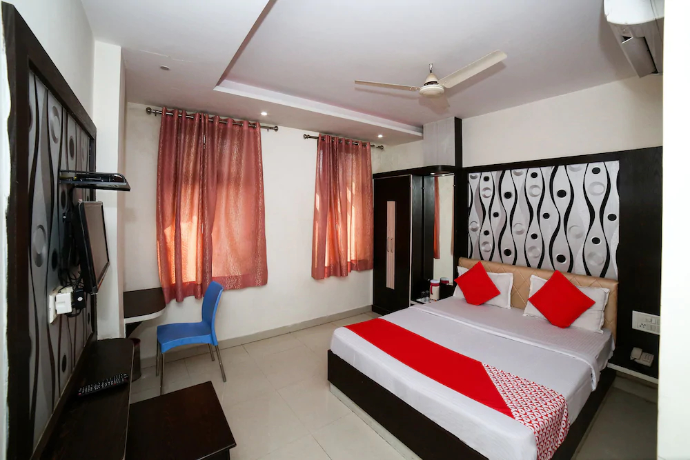 Siddharth Guest House By OYO Rooms