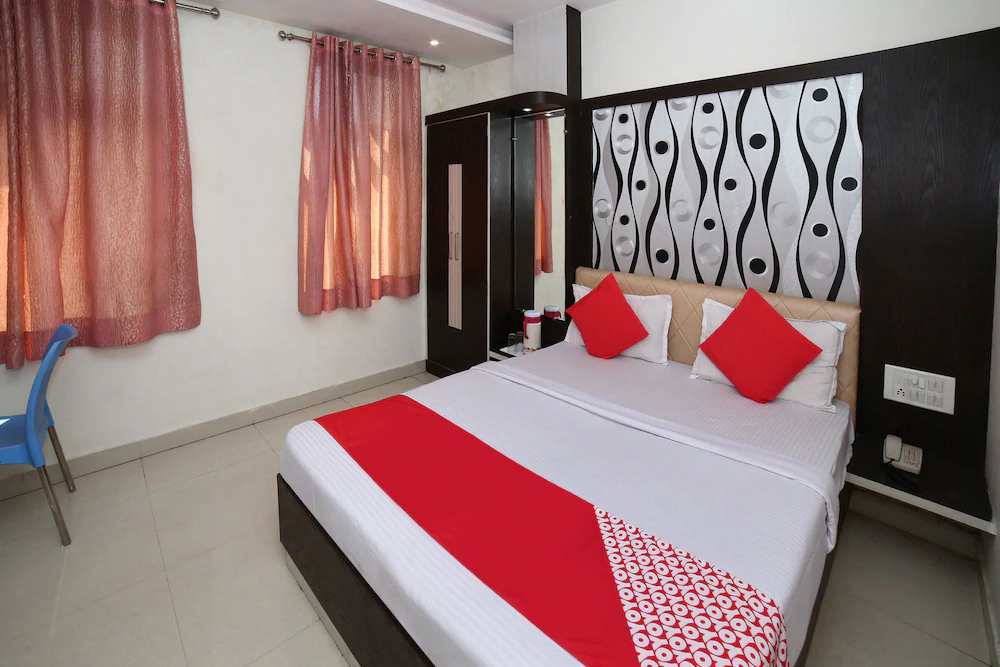 Siddharth Guest House By OYO Rooms