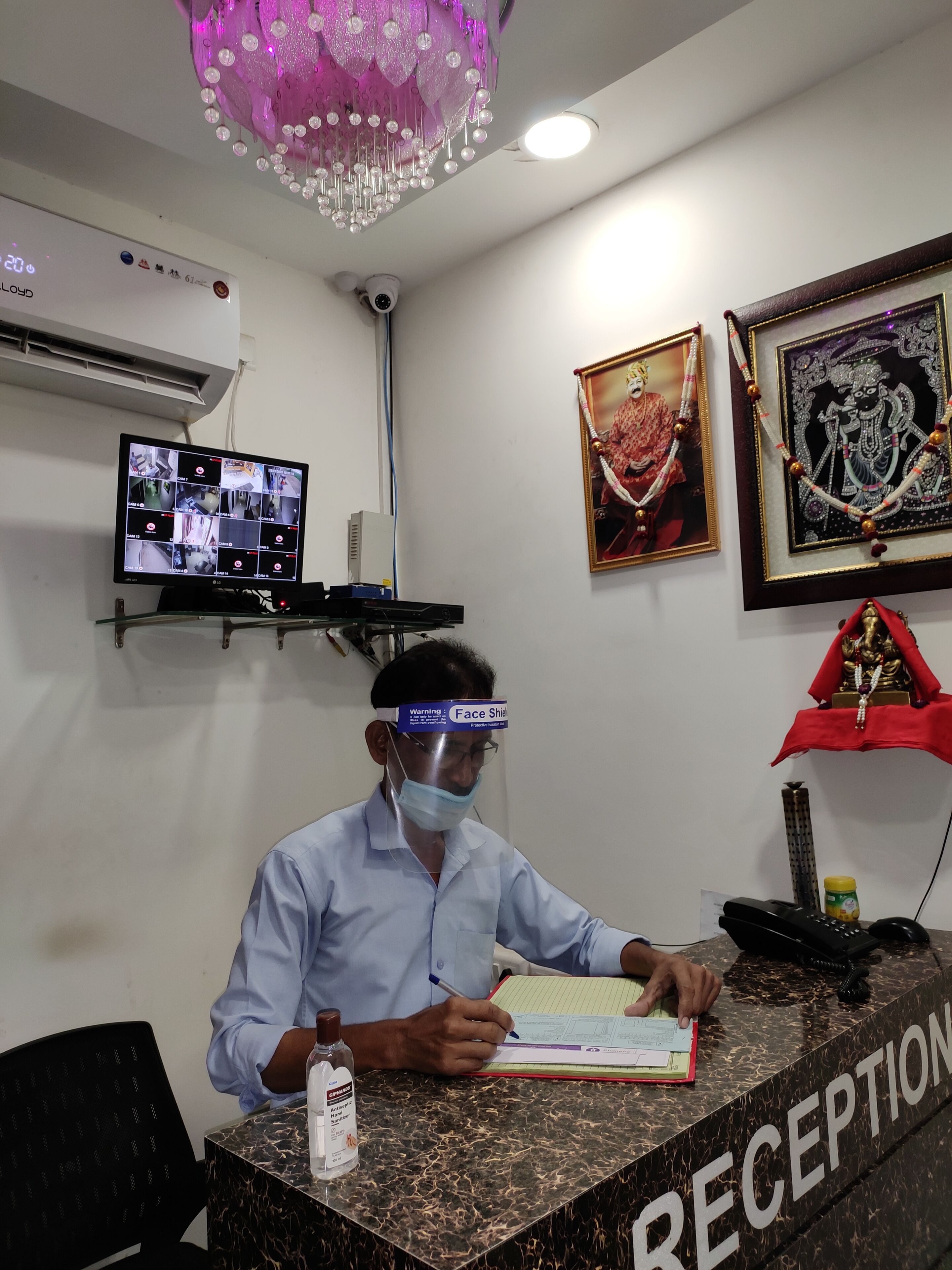 Vinayak Palace Hoshangabad