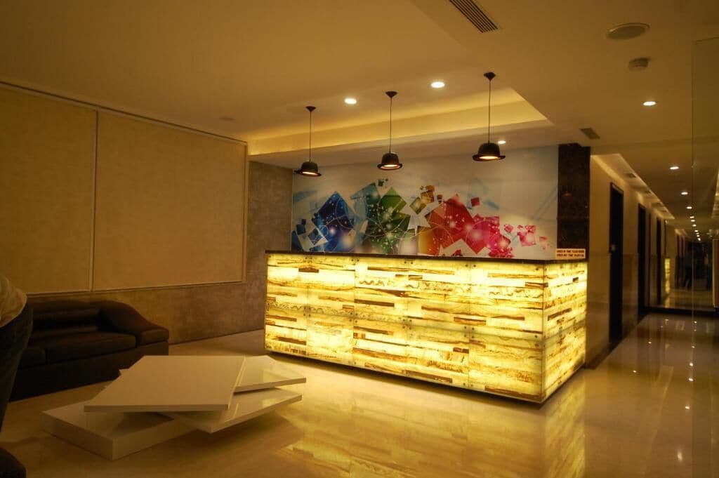 Click Hotel Sapphire Star By Suba