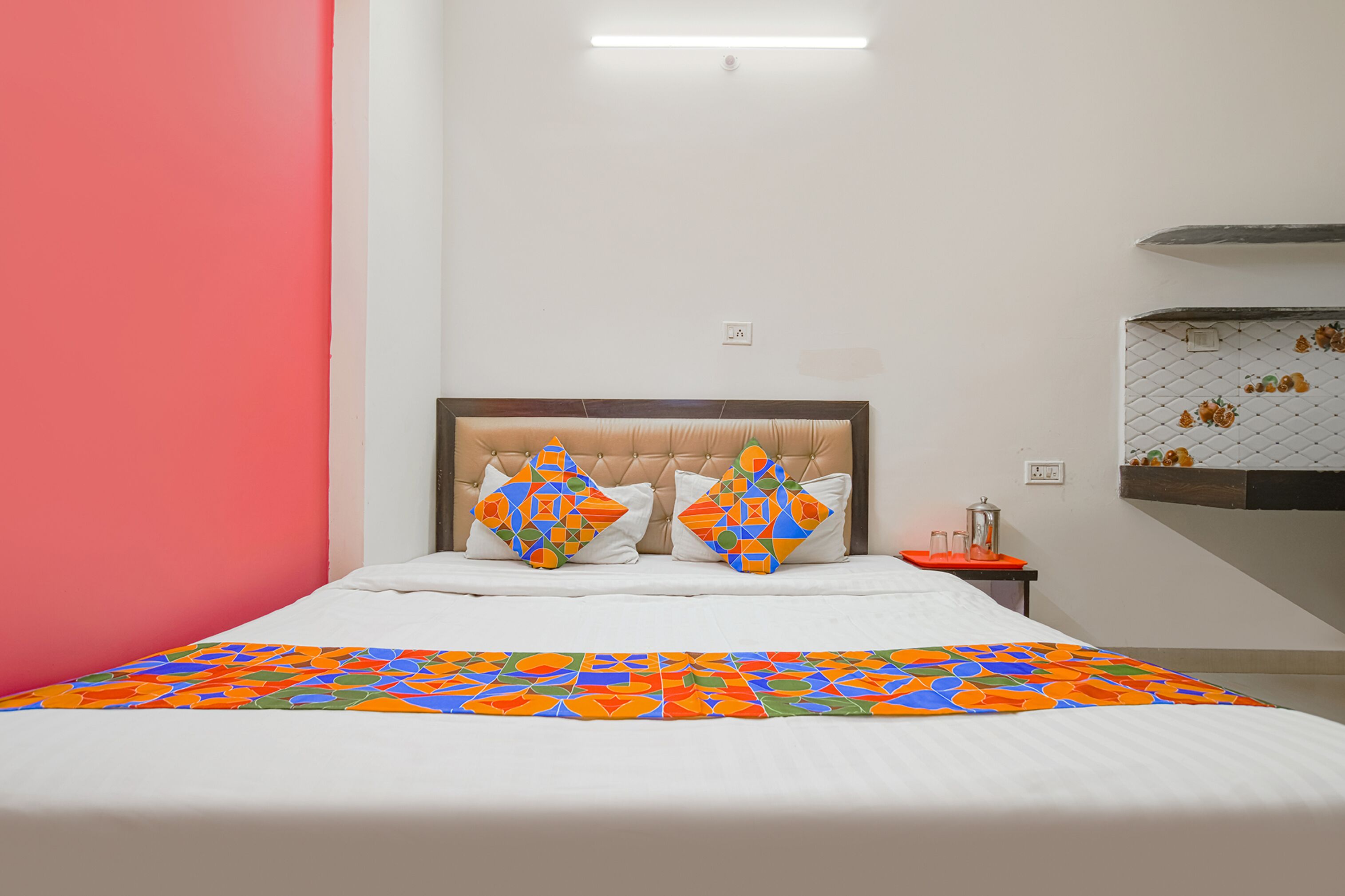 Fabexpress Royal Palace Inn