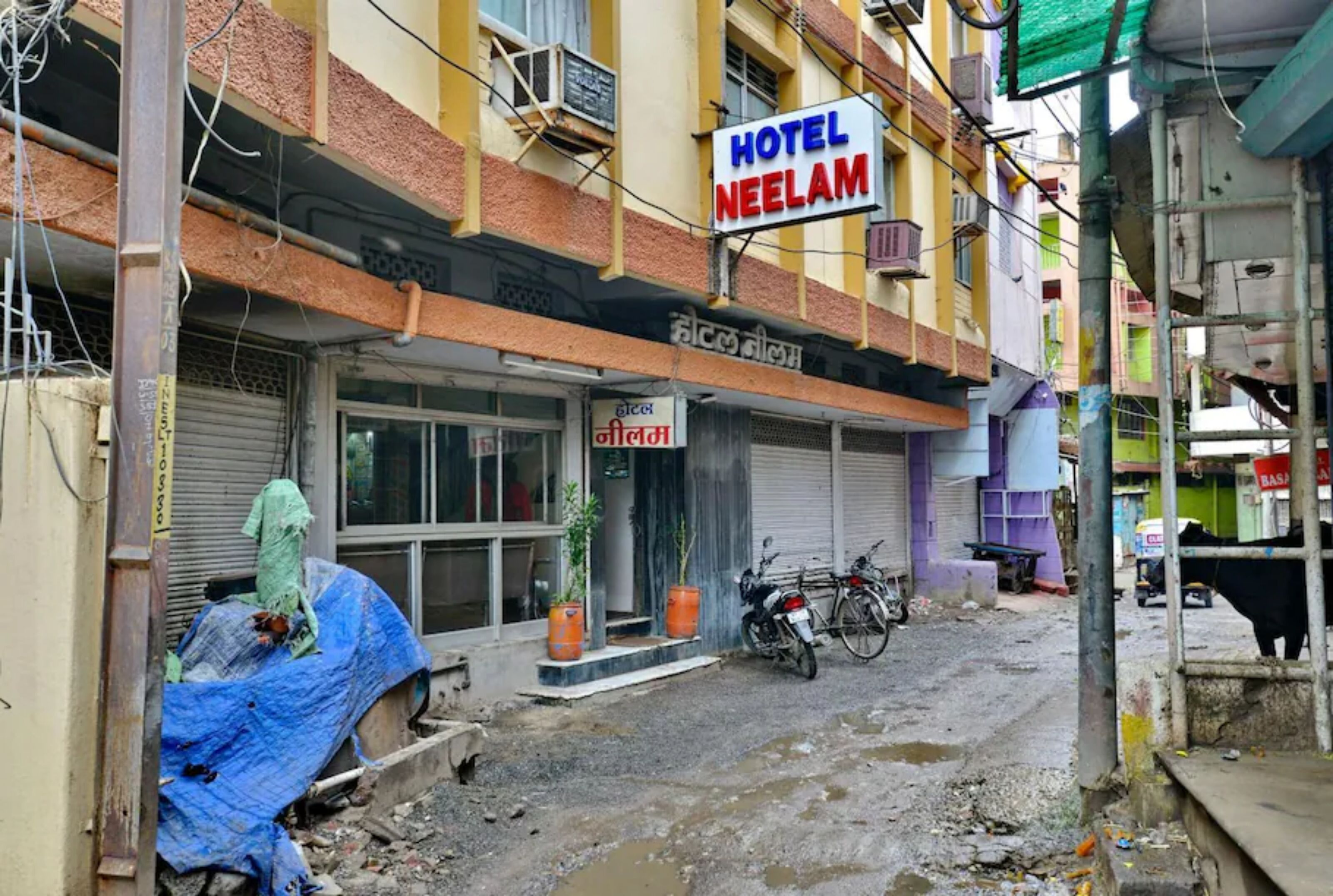 Goroomgo Neelam Indore