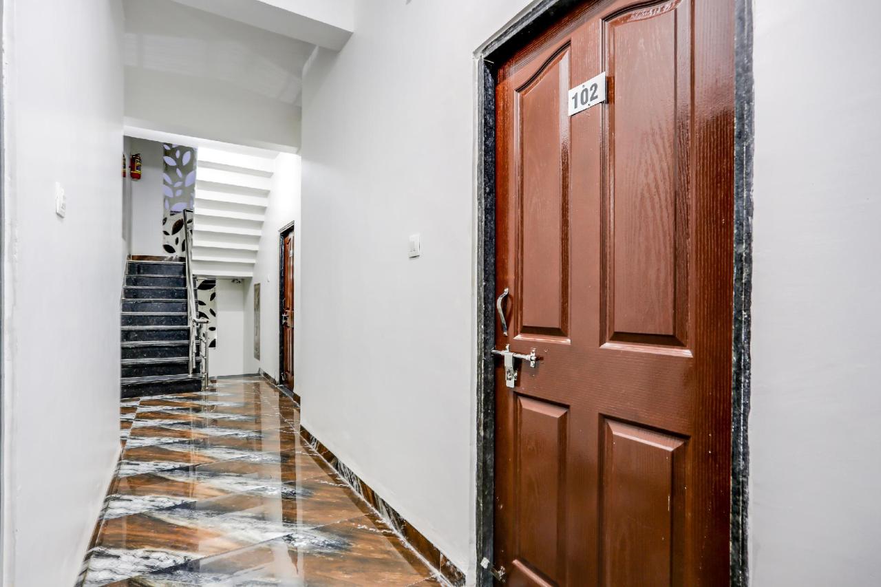 Hotel Arrowcity Inn by OYO Rooms