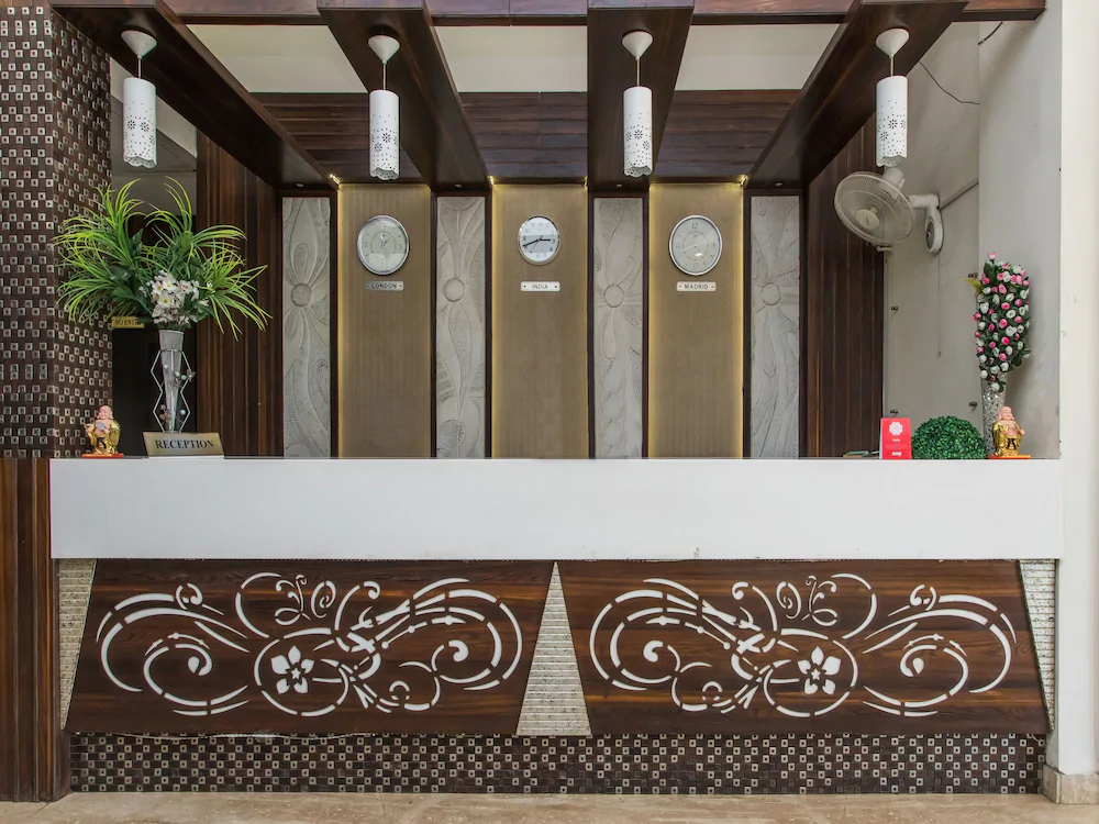 Hotel Bee Town By FabHotels