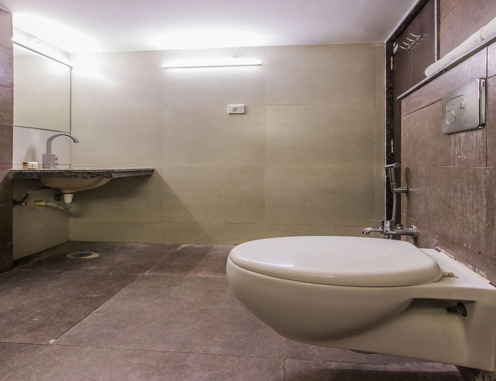 Hotel Bee Town By FabHotels