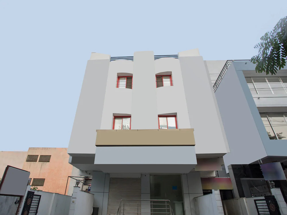 Hotel Care Residency By OYO Rooms