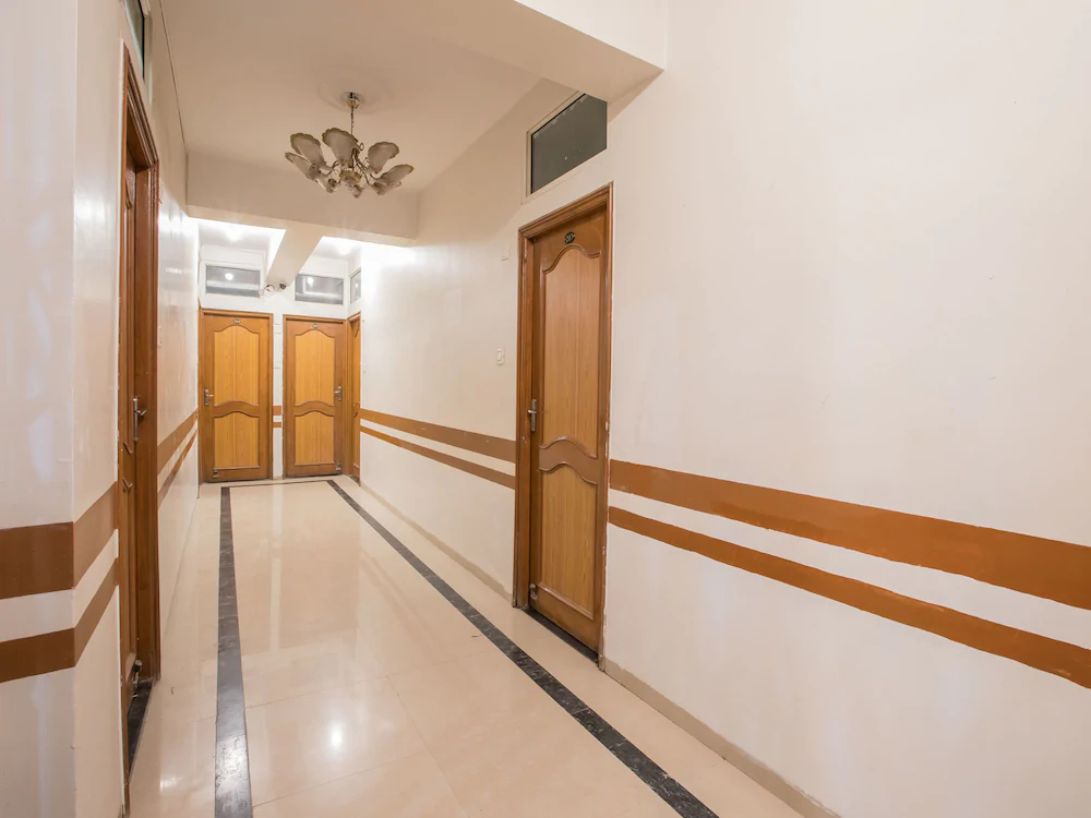 Hotel Care Residency By OYO Rooms