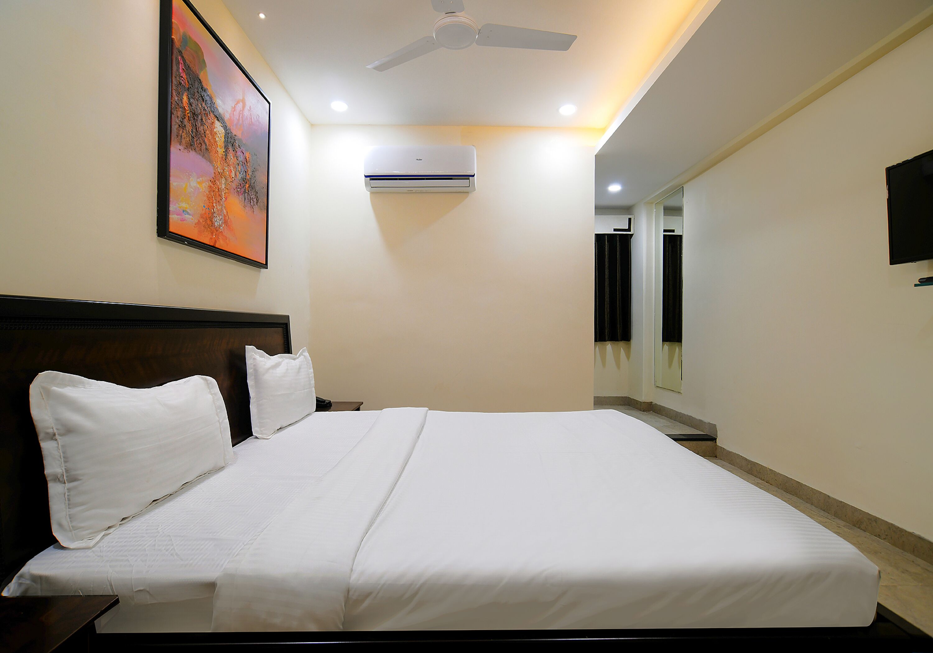 Hotel Imperial Regency by OYO Rooms
