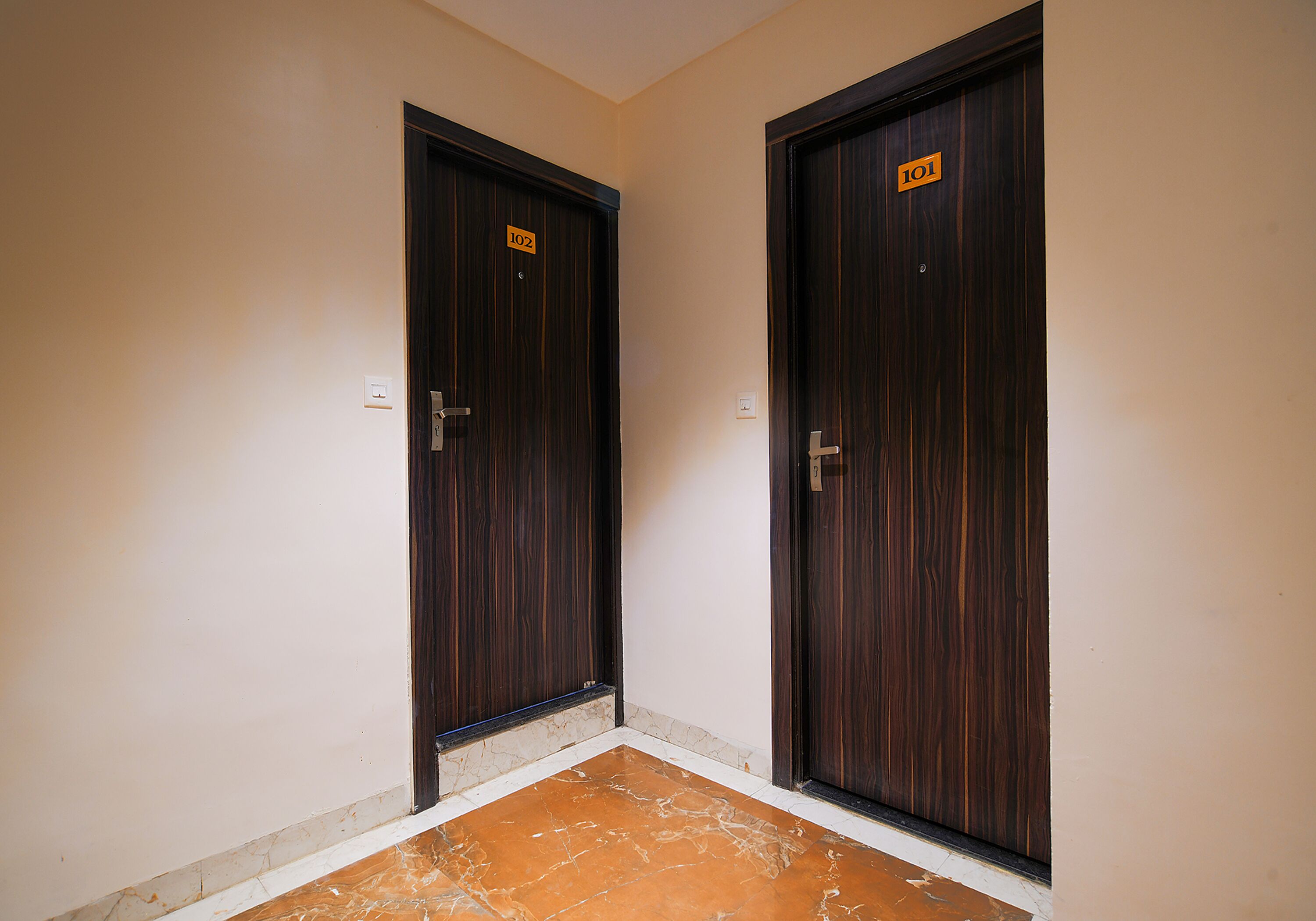 Hotel Imperial Regency by OYO Rooms