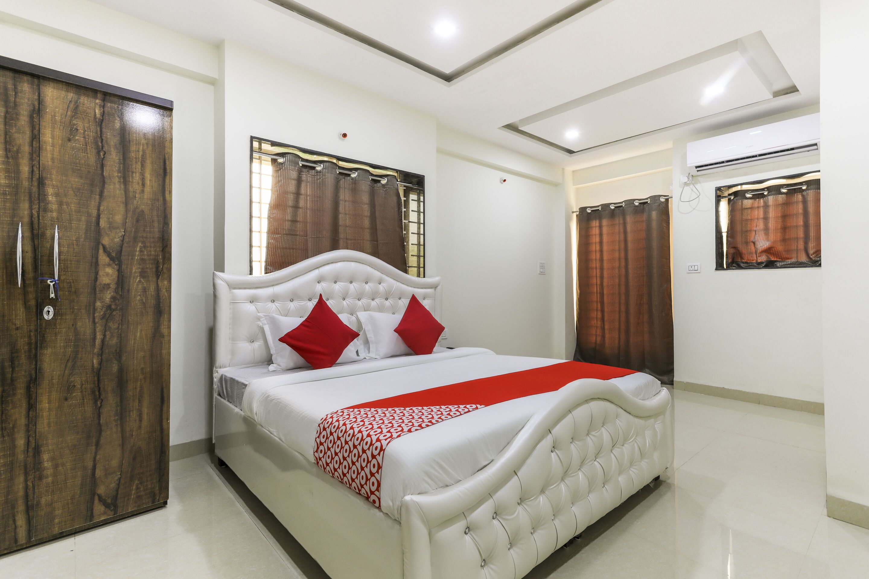 Hotel Jainam Regency by OYO Rooms